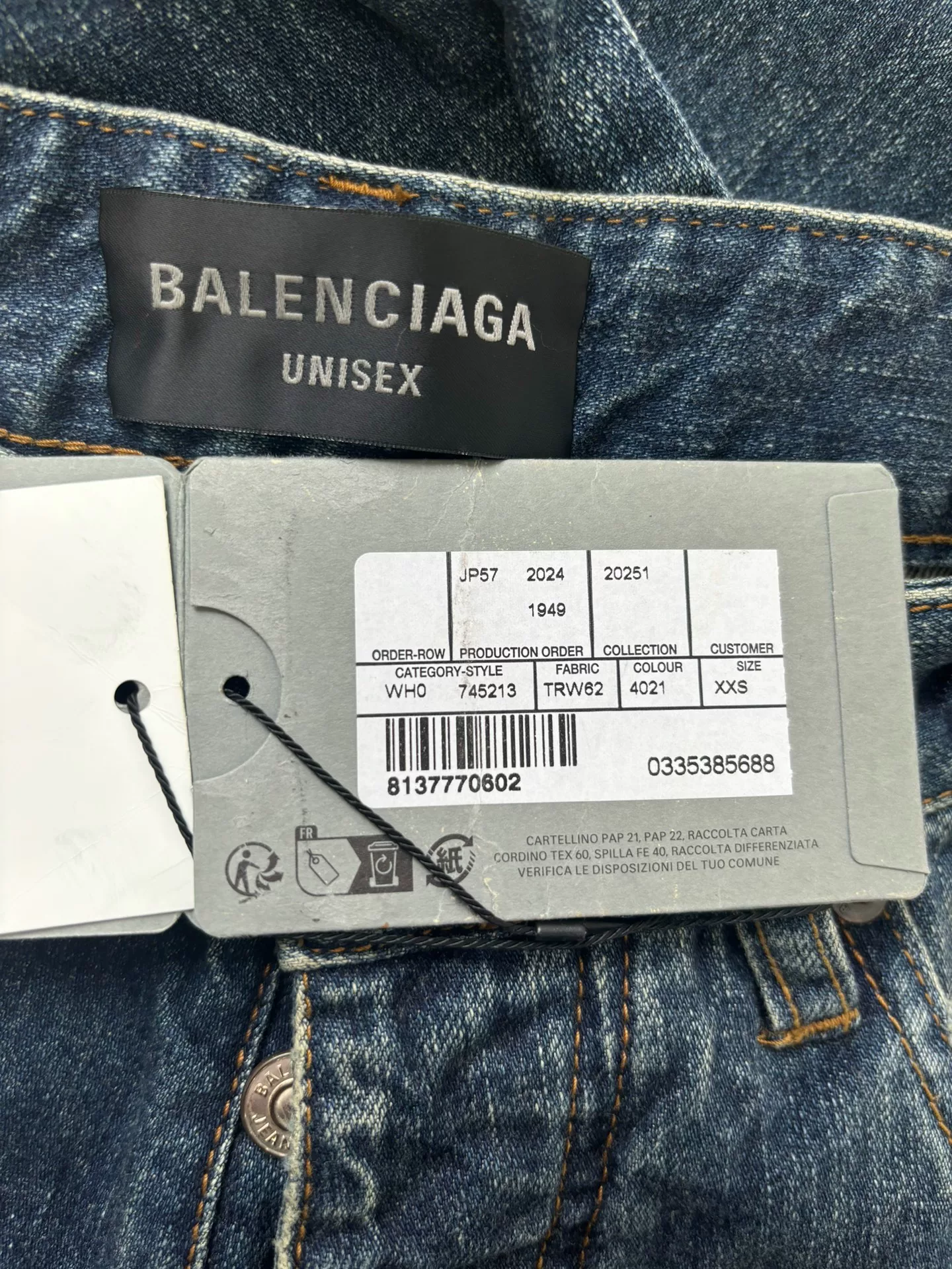 Balenciaga 25SS Indigo Baggy Jeans — label