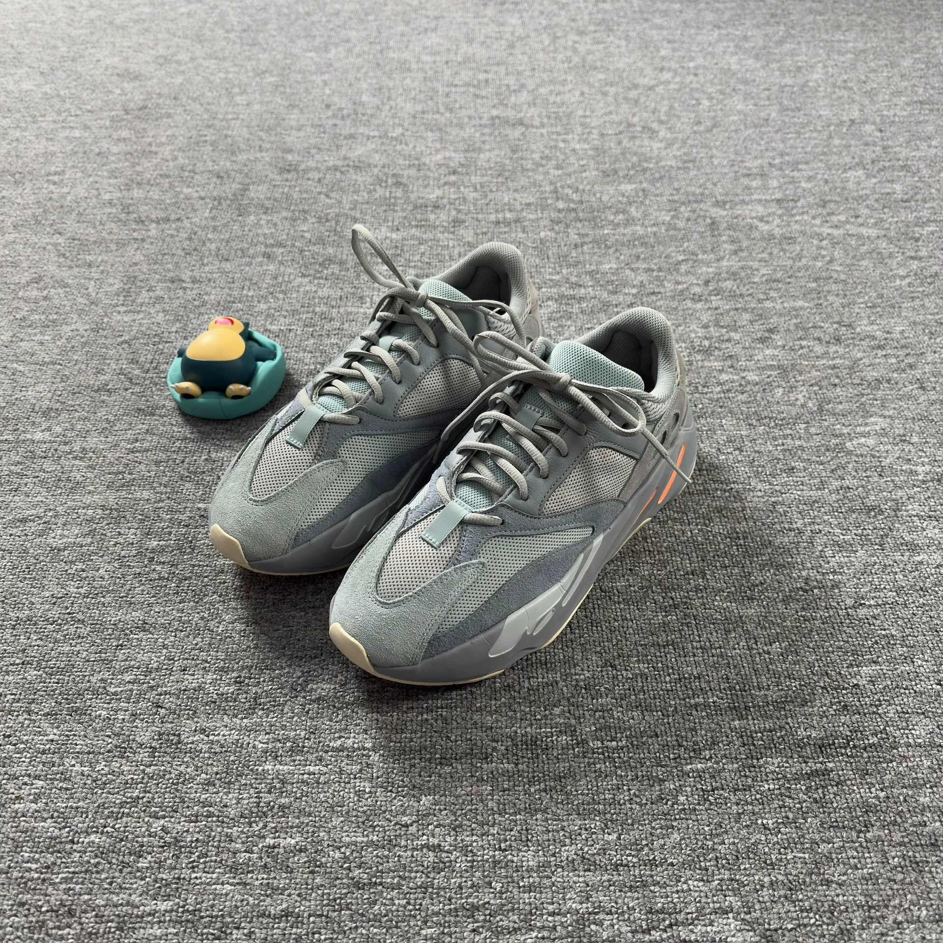 Adidas Yeezy 700 Gray Casual Sneakers