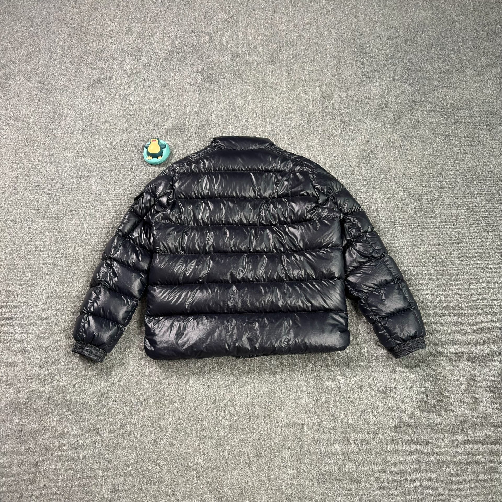 Moncler Black Short Puffy Down Jacket — front