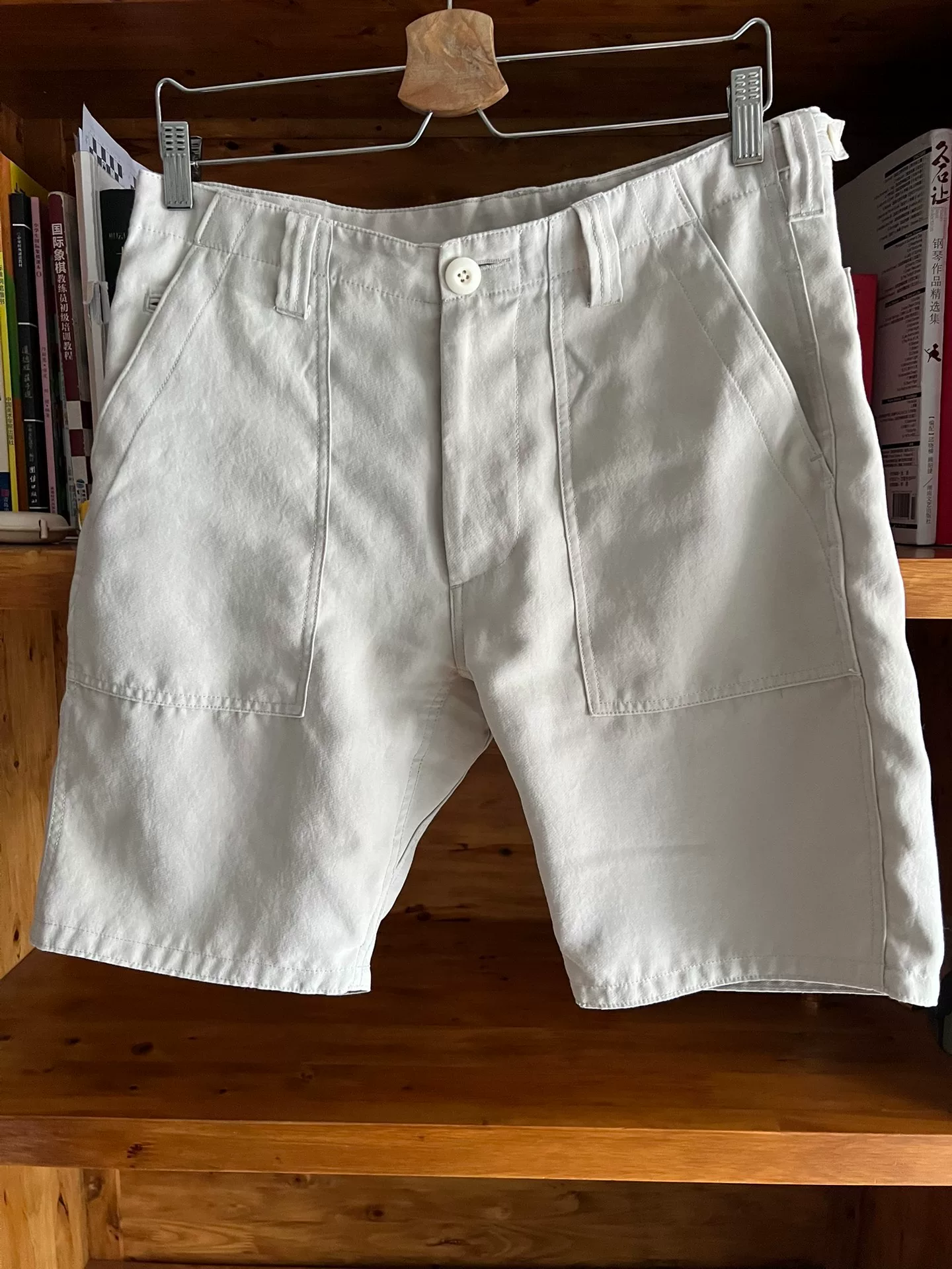 Nanamica Light White Cargo Shorts