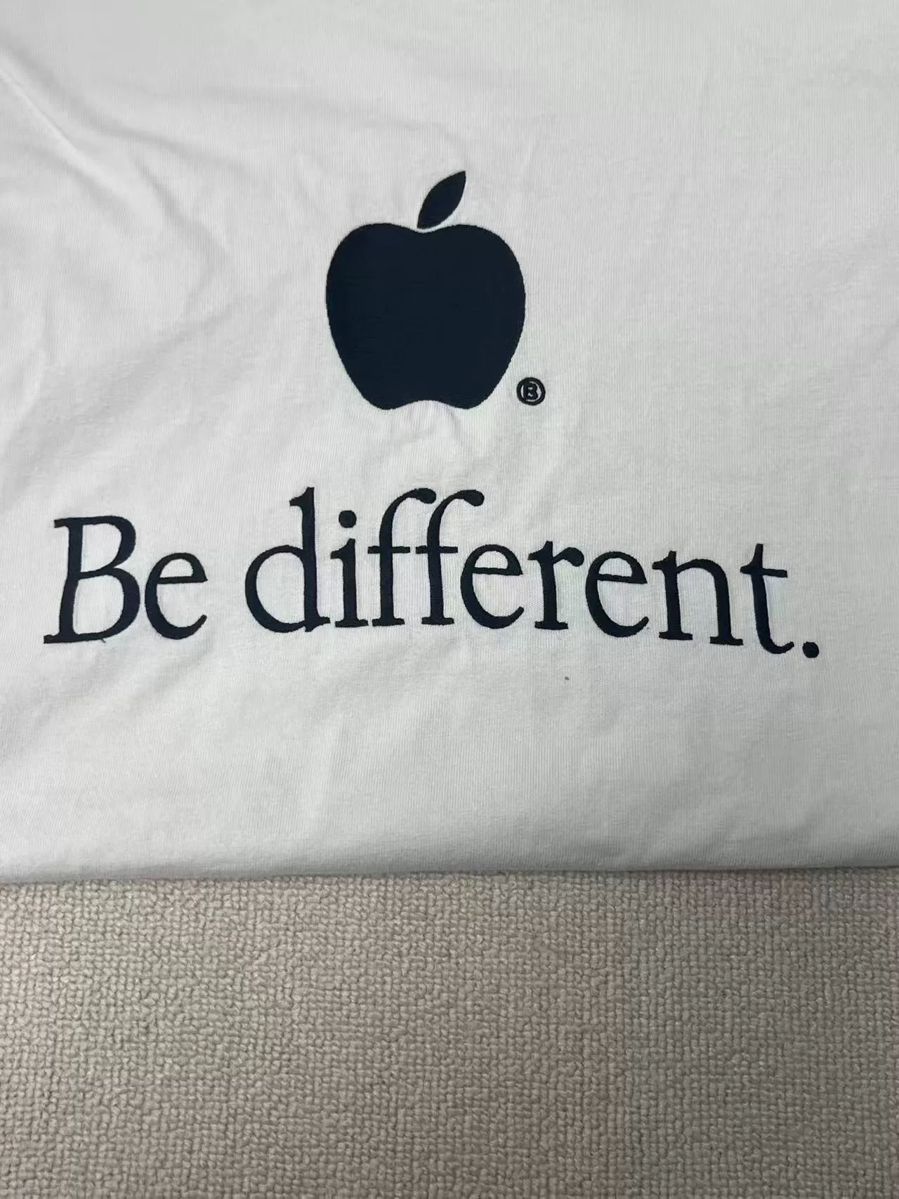Balenciaga Be Different Apple Logo T-shirt — detail