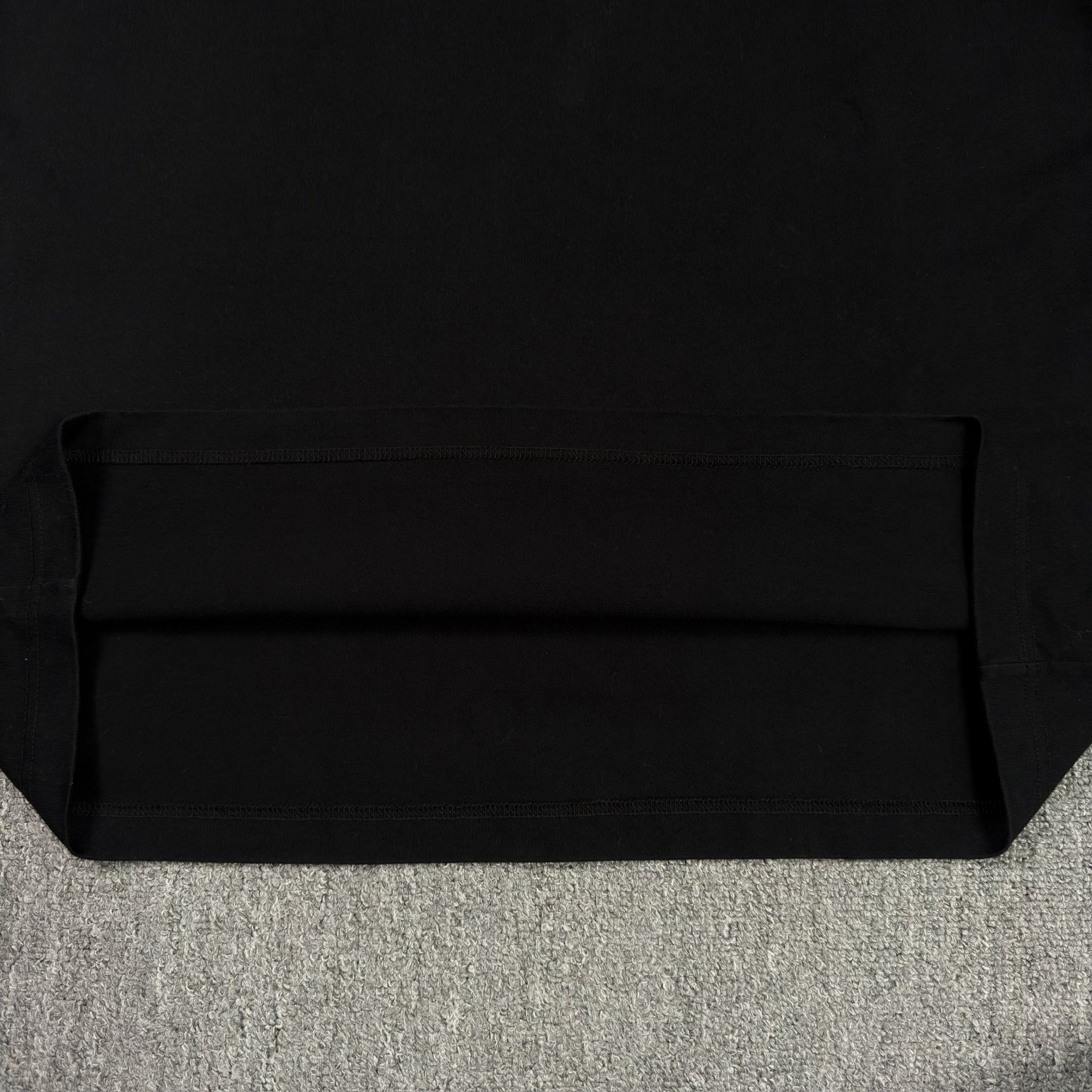 LV Chest Embossed Logo Black T-Shirt — label