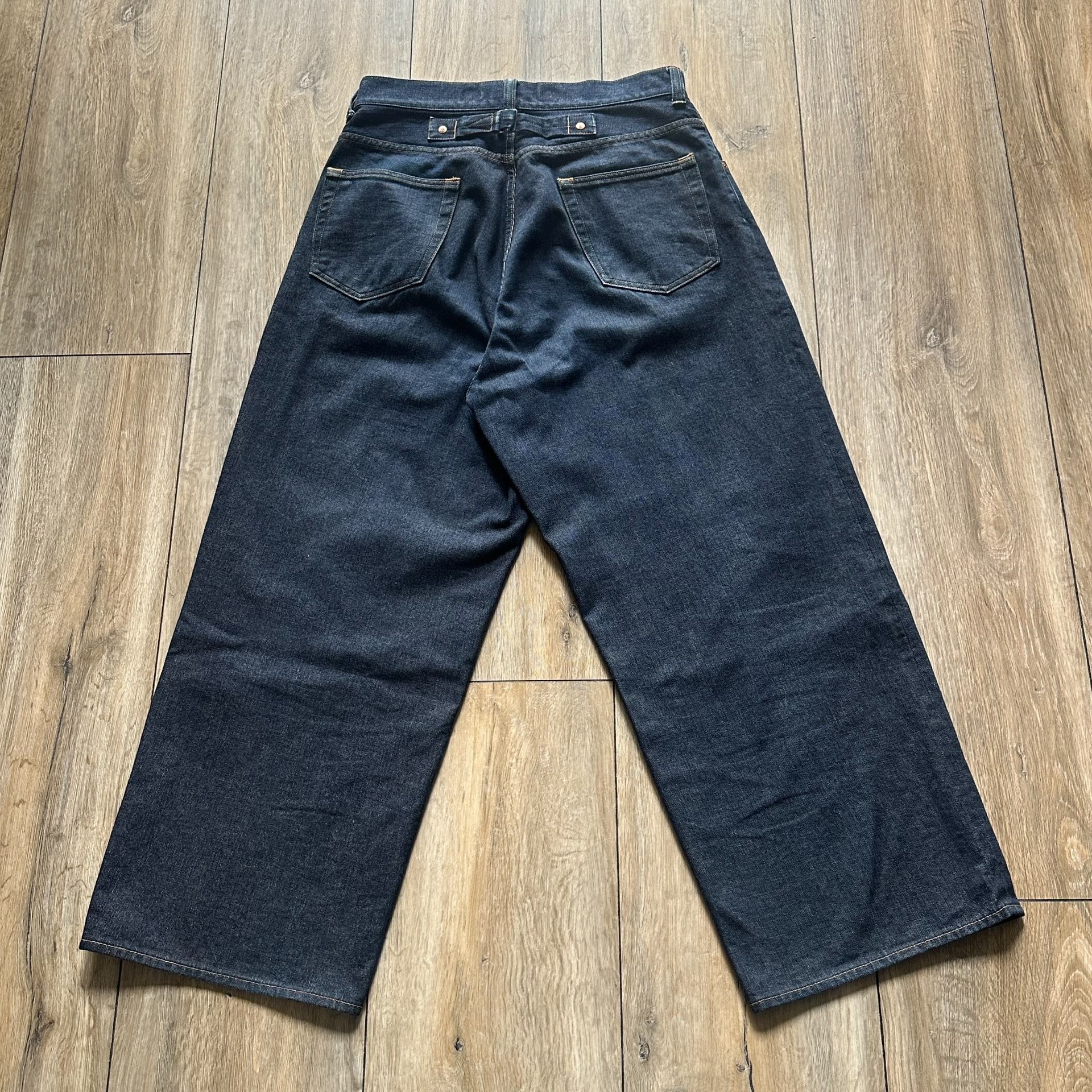 Vintage High-Waisted Wide-Leg Denim Jeans — back