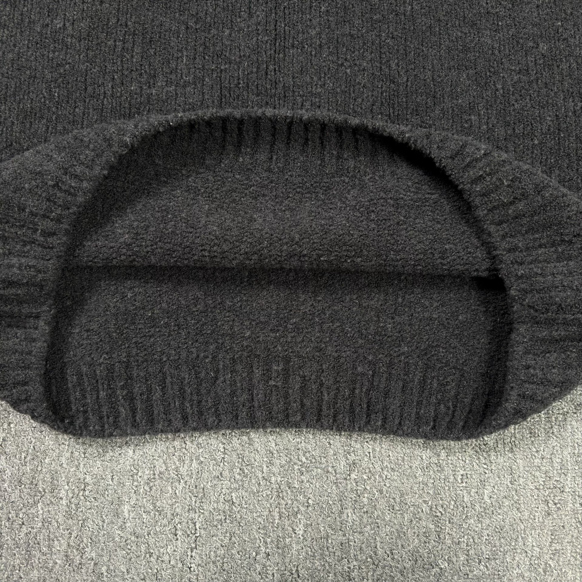 Louis Vuitton Ski Wool Sweater 2XL — label