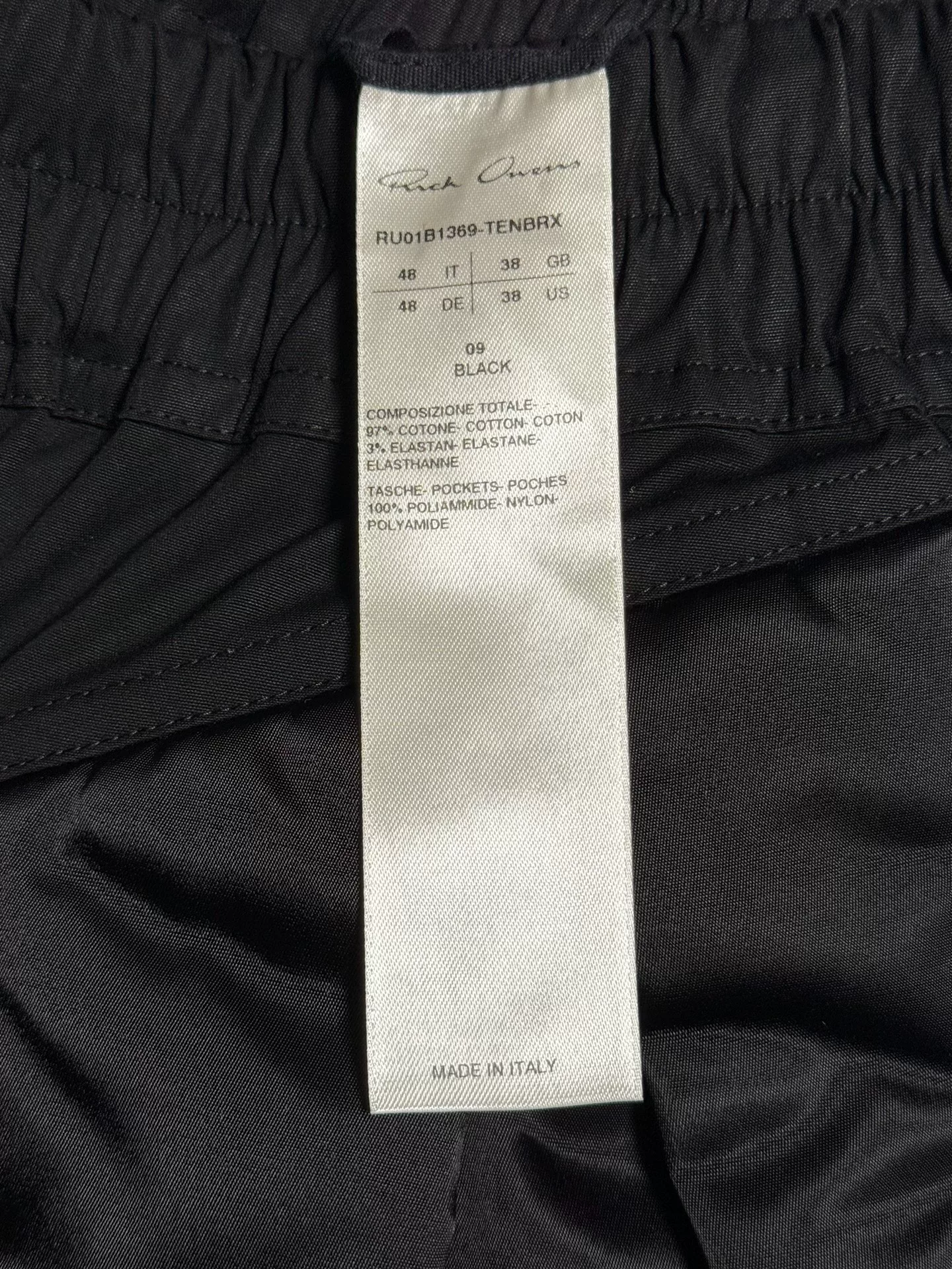 Rick Owens Black Cargo Jogger Pants — detail