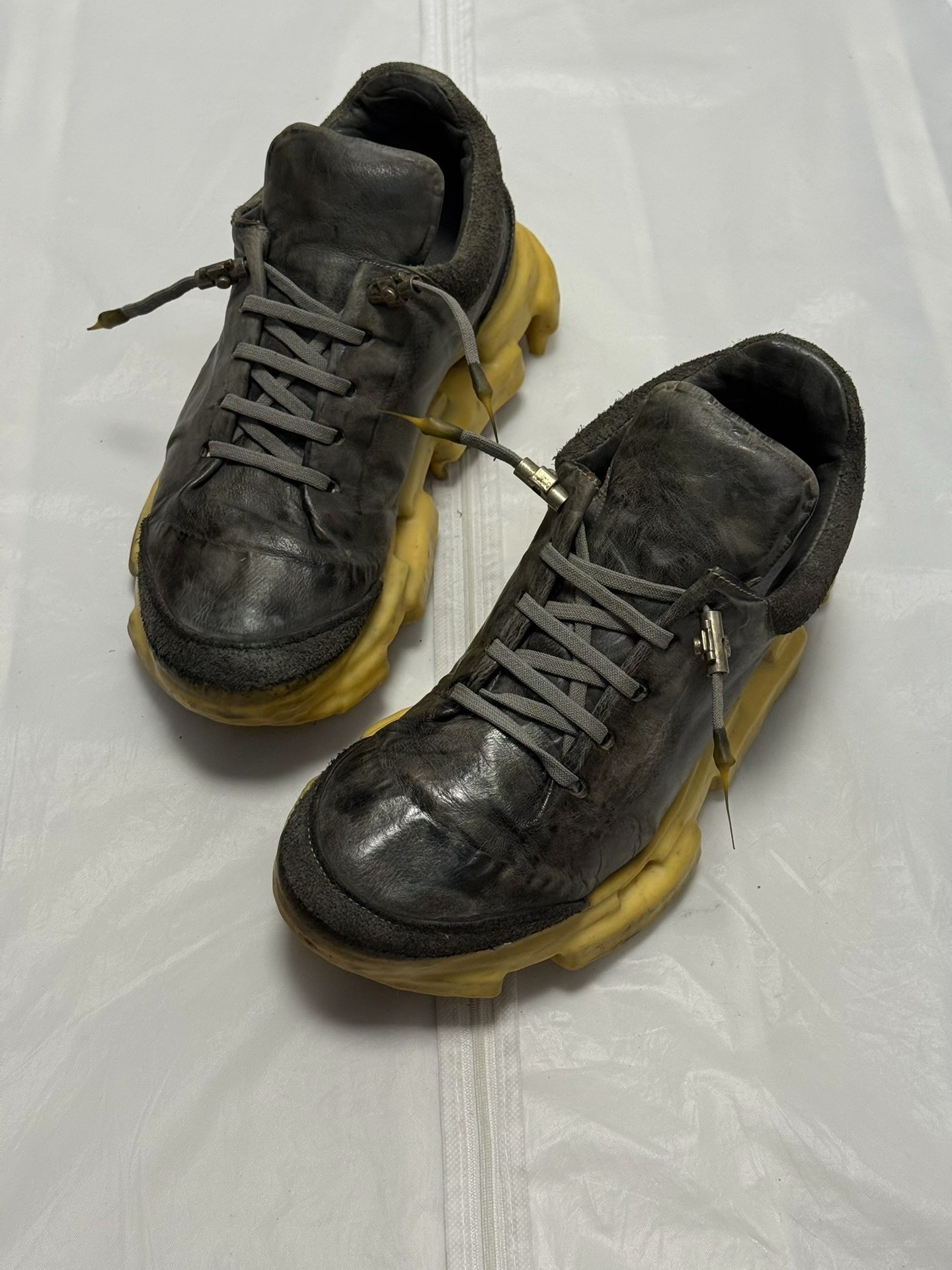 Carol Christian Poell Leather Sneakers — detail