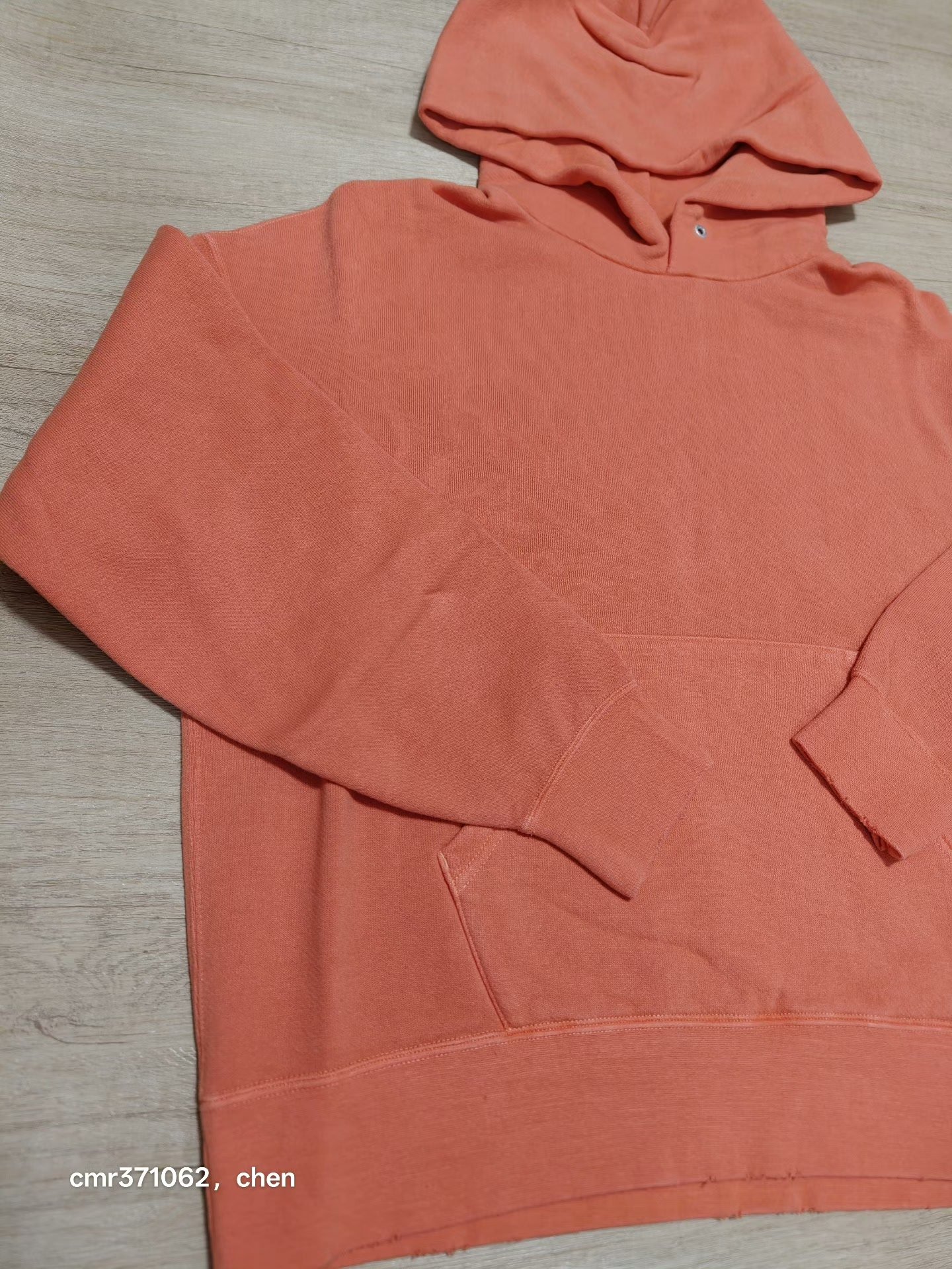 VISVIM 22SS AMPLUS SB Orange Hoodie — detail