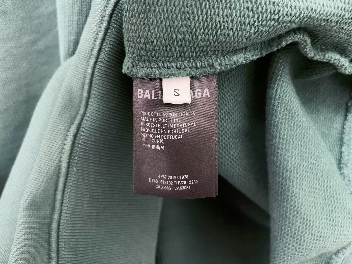 Balenciaga Green Back Letter Sweatshirt — detail