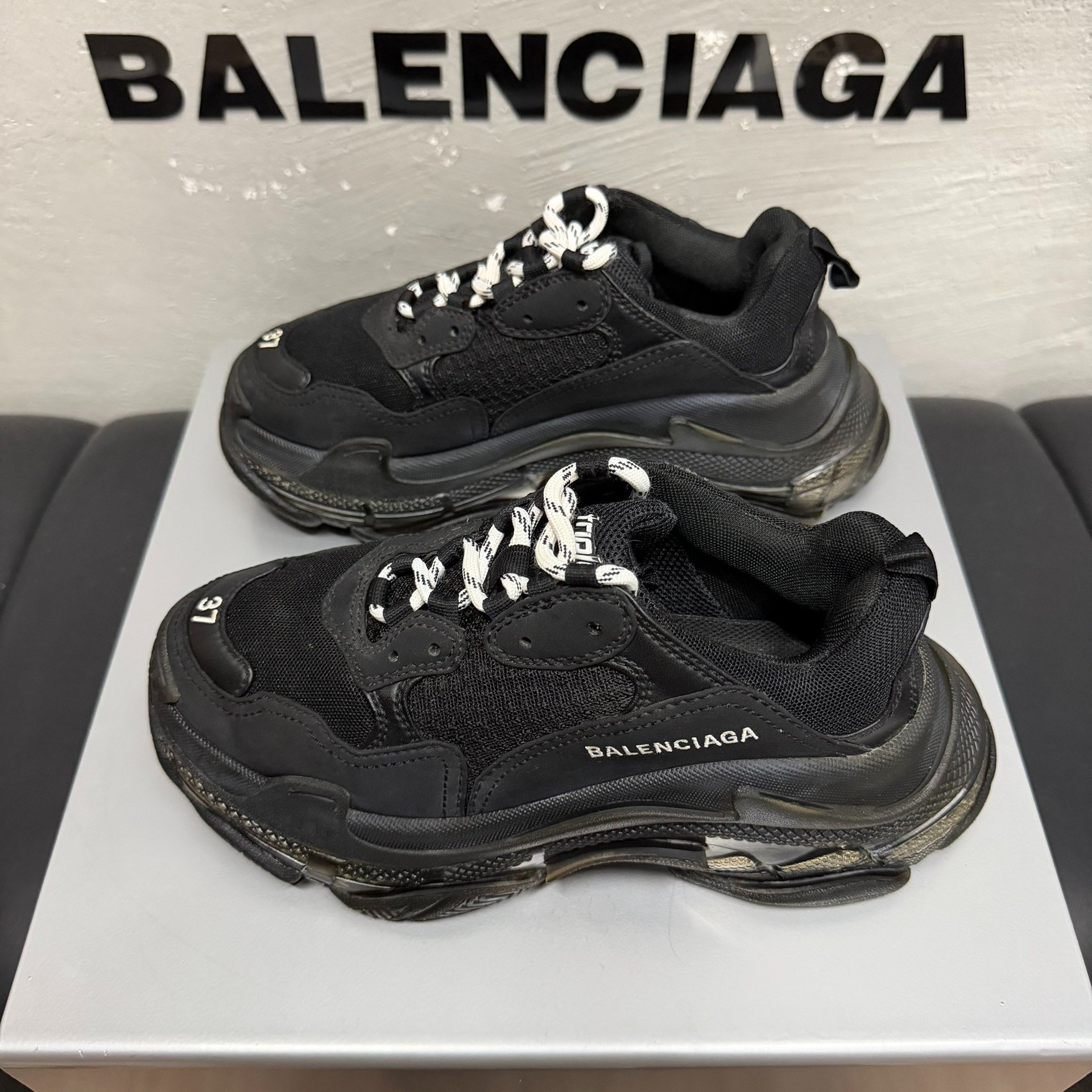 Balenciaga Triple S Black Dad Shoes — detail