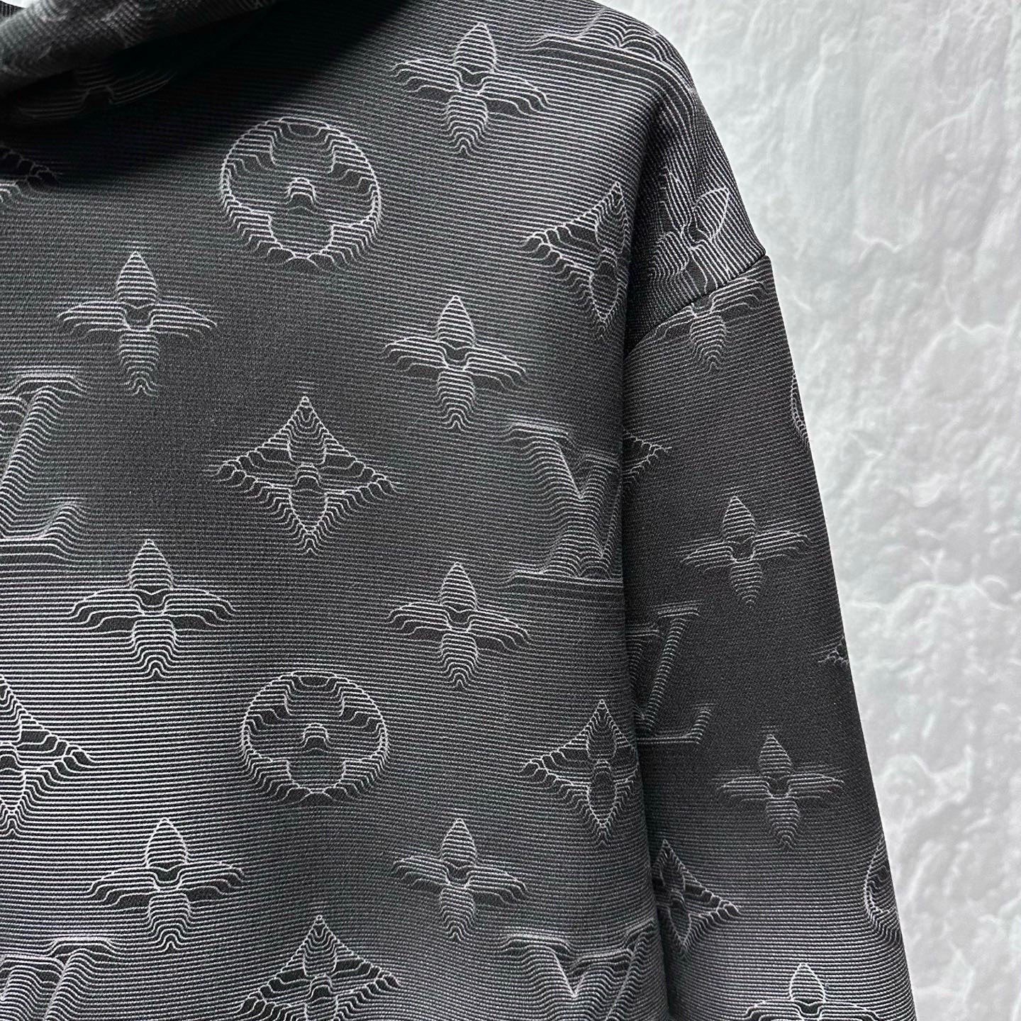 Louis Vuitton Heat-Sensitive Logo Hoodie S — detail