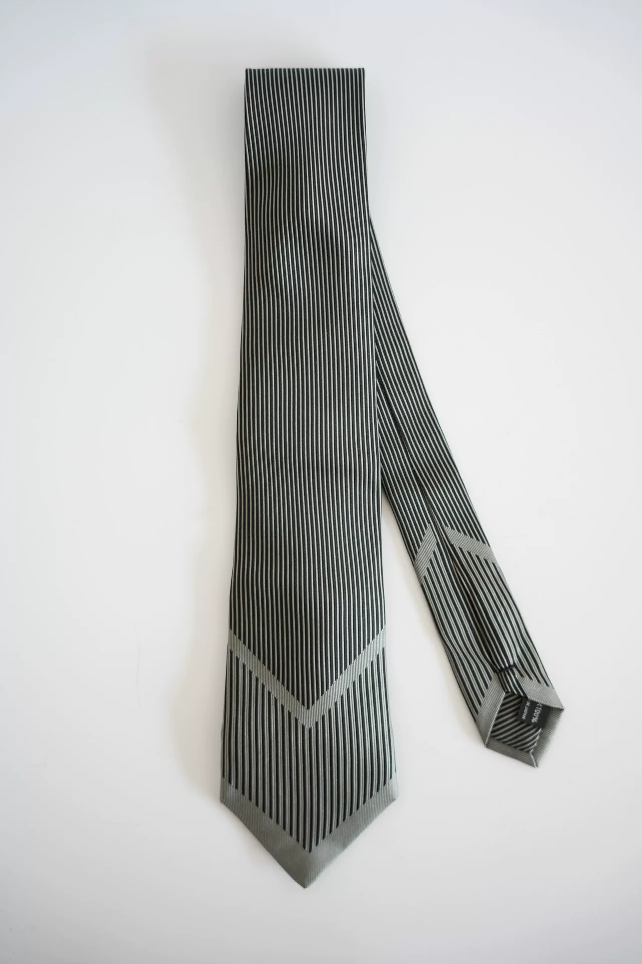 Yohji Yamamoto V-Stripe Silk Tie