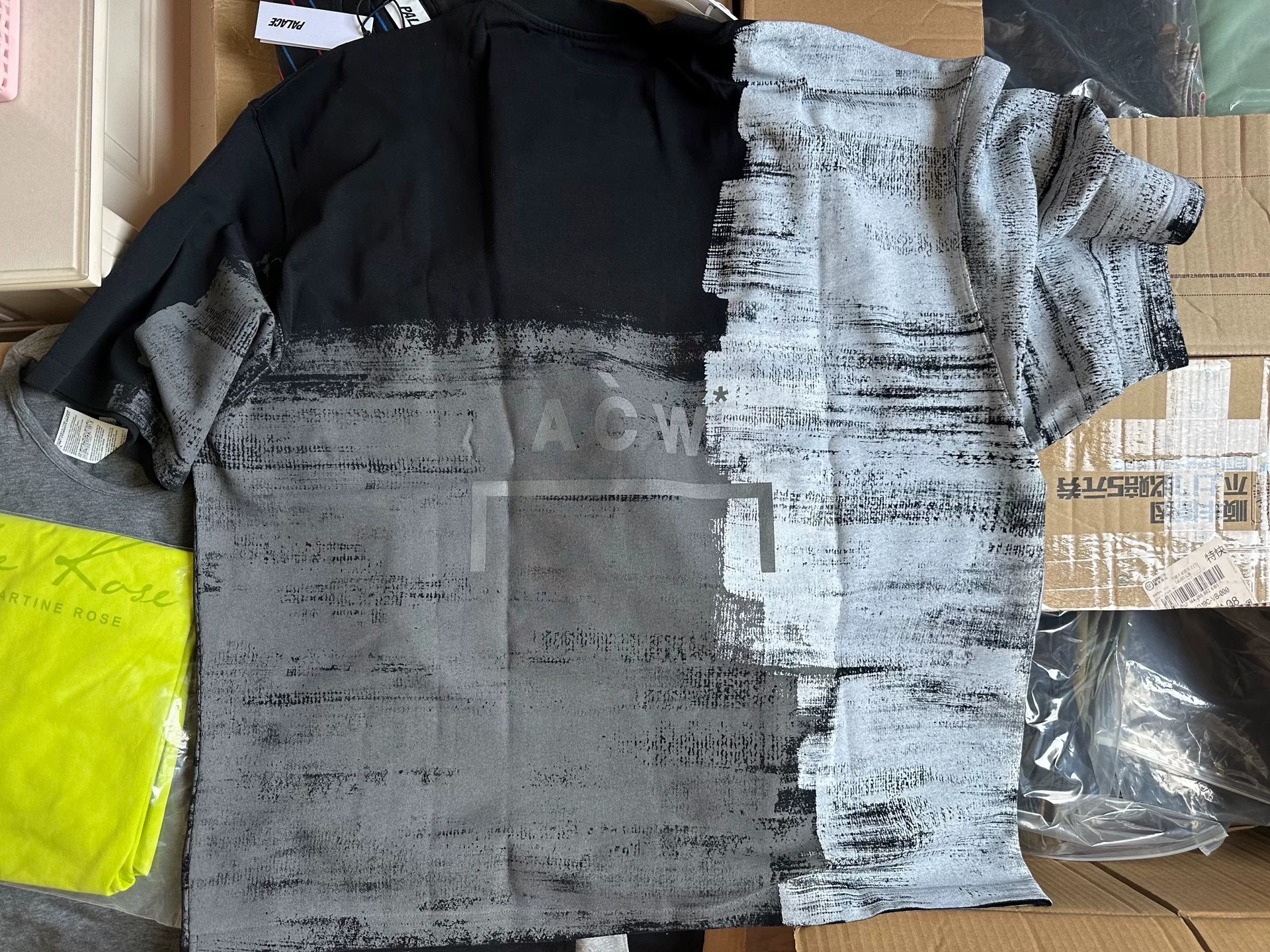 A Cold Wall Painted Short Sleeve Tee — detail