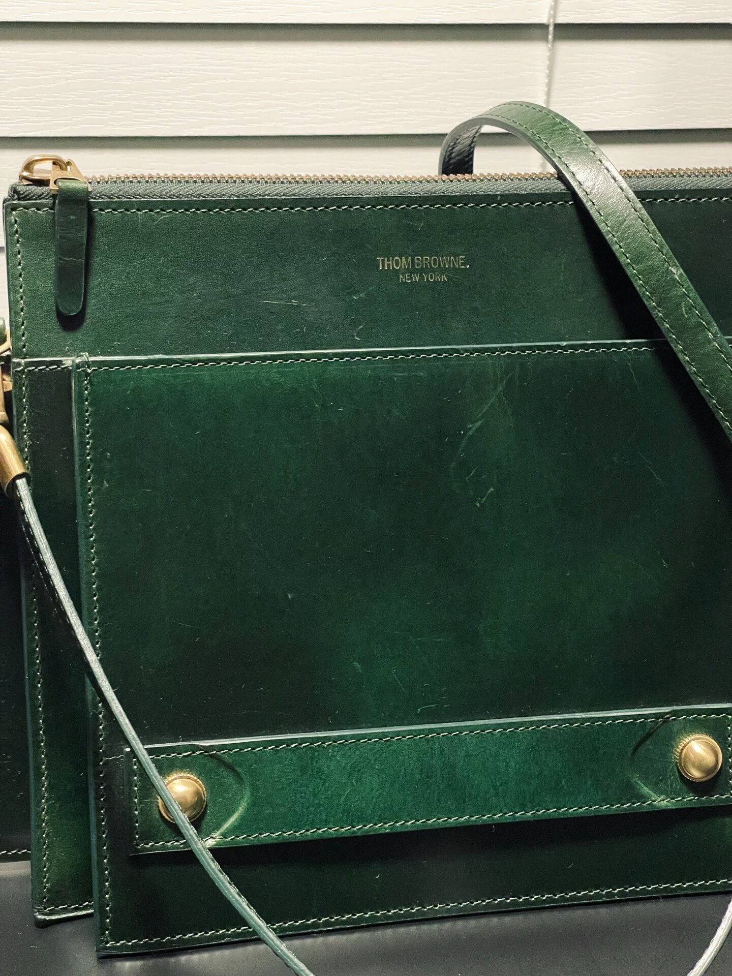 Thom Browne Green Accordion Shoulder Clutch — detail