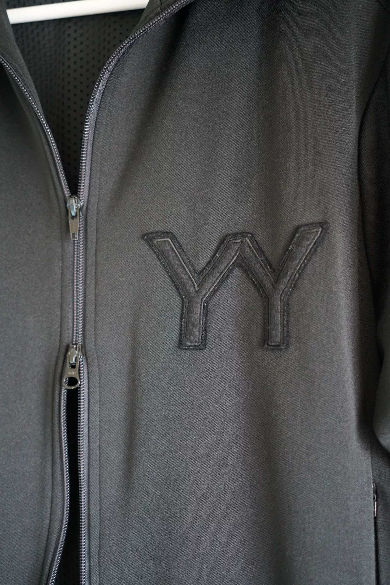 Yohji Yamamoto 2003 SS Digital Embroidery Zip Jacket — detail