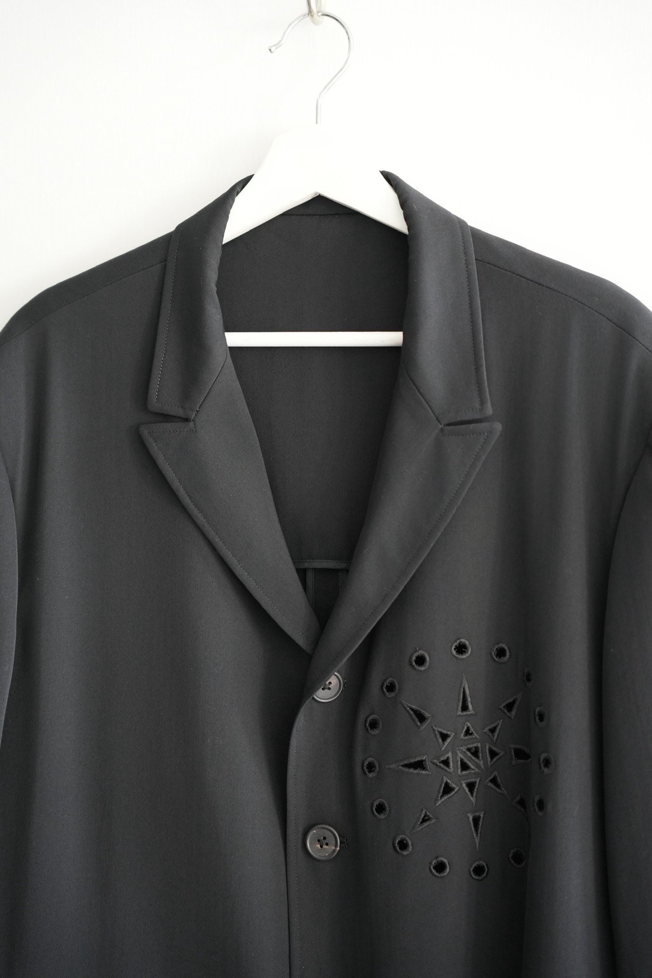 Yohji Yamamoto 90s Cutout Blazer — detail