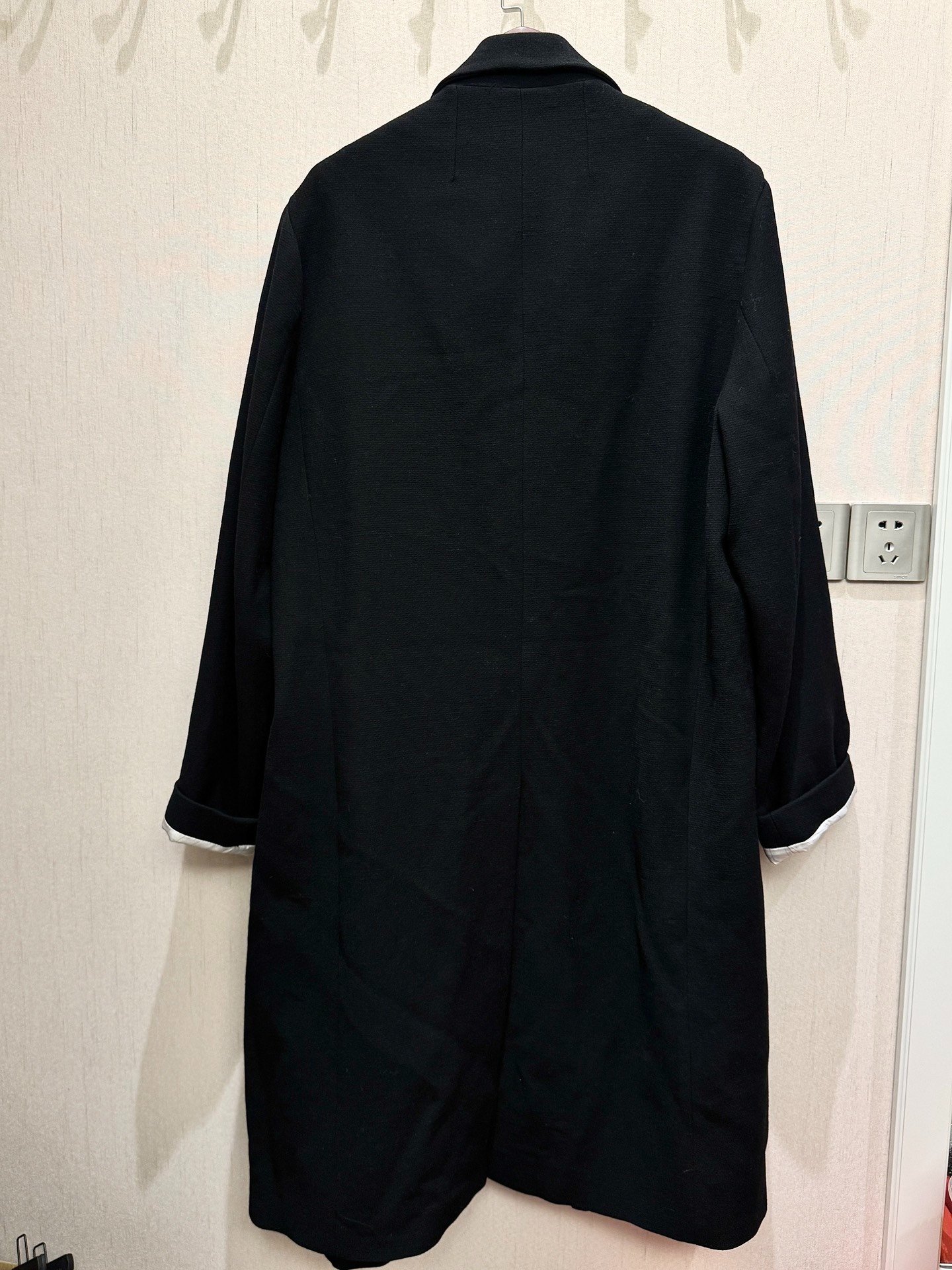 Hed Mayner Kimono-Style Wool Coat — detail