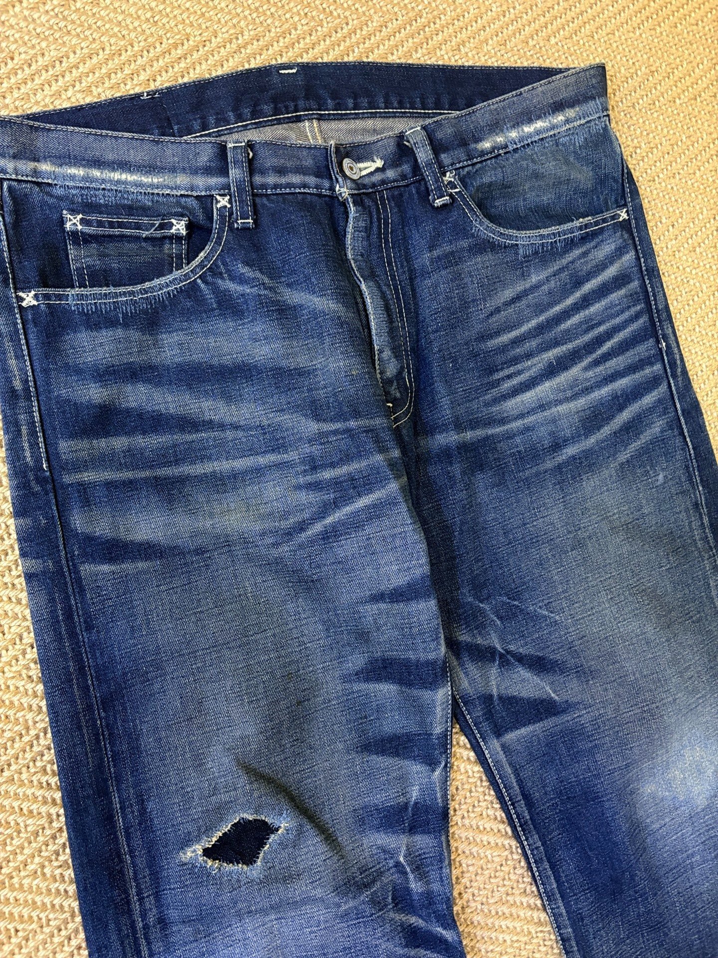 Neighborhood 05 Lightning Distressed Jeans — detail