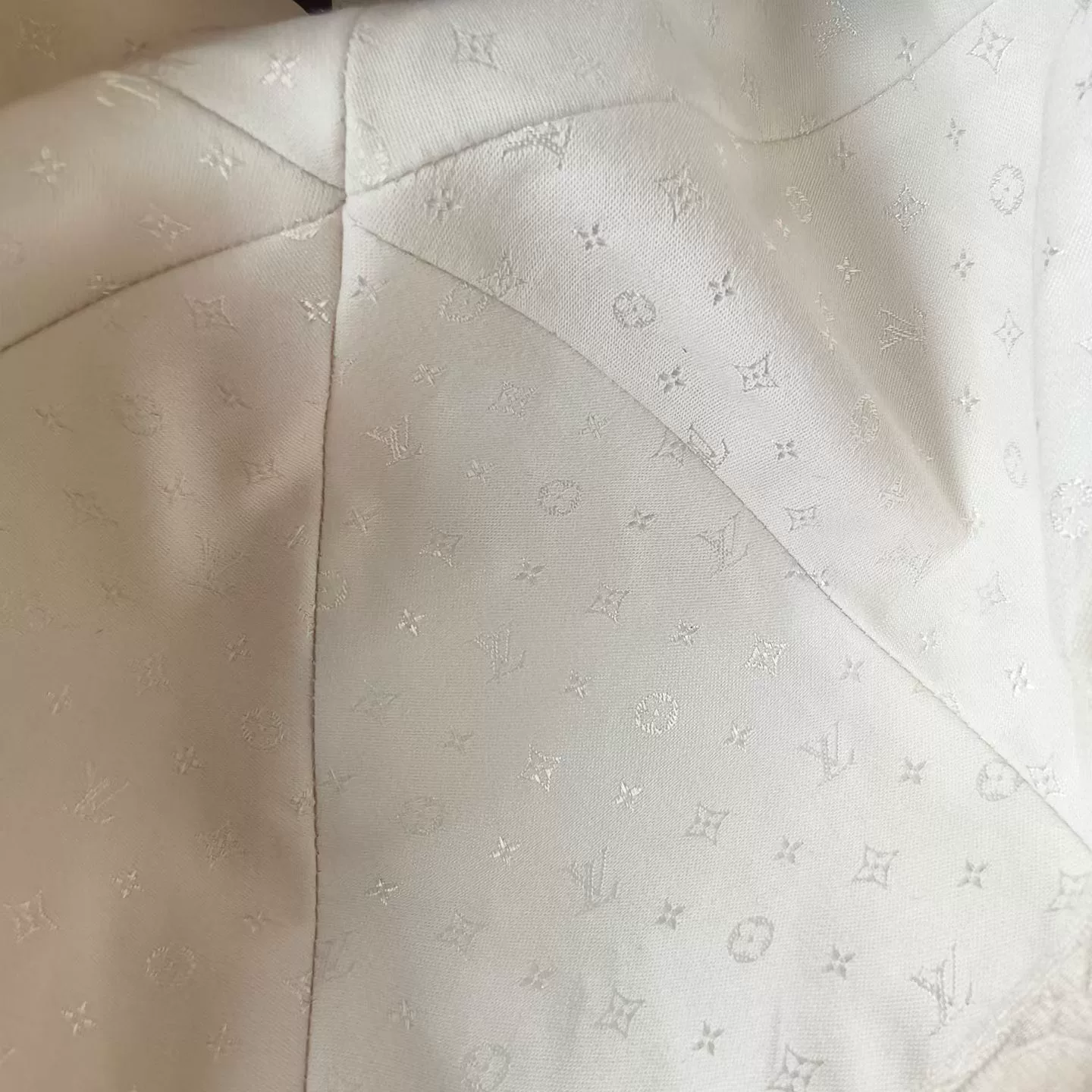 Louis Vuitton Pink Embroidered LV Baseball Cap — label