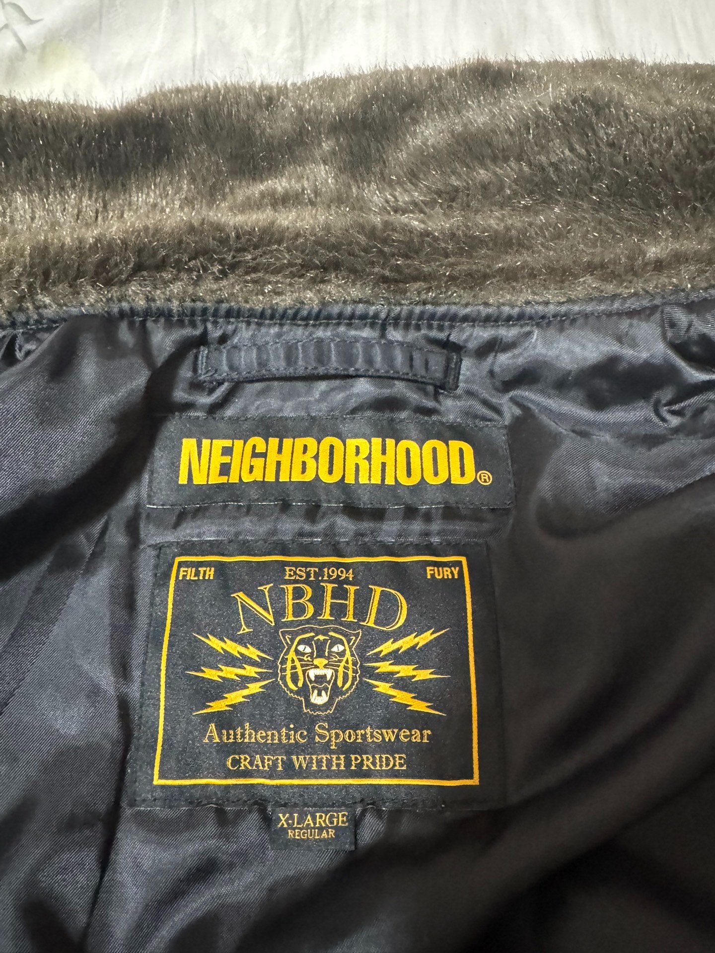 Neighborhood 18AW Fur Collar Bomber Jacket — detail