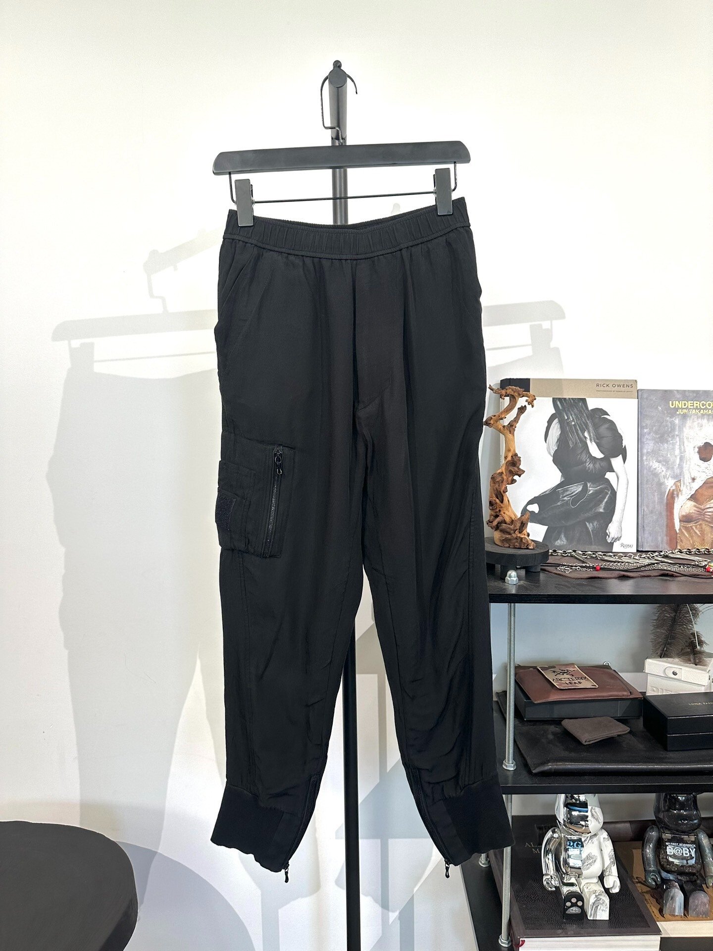 Julius_7 Nylon Cargo Pants