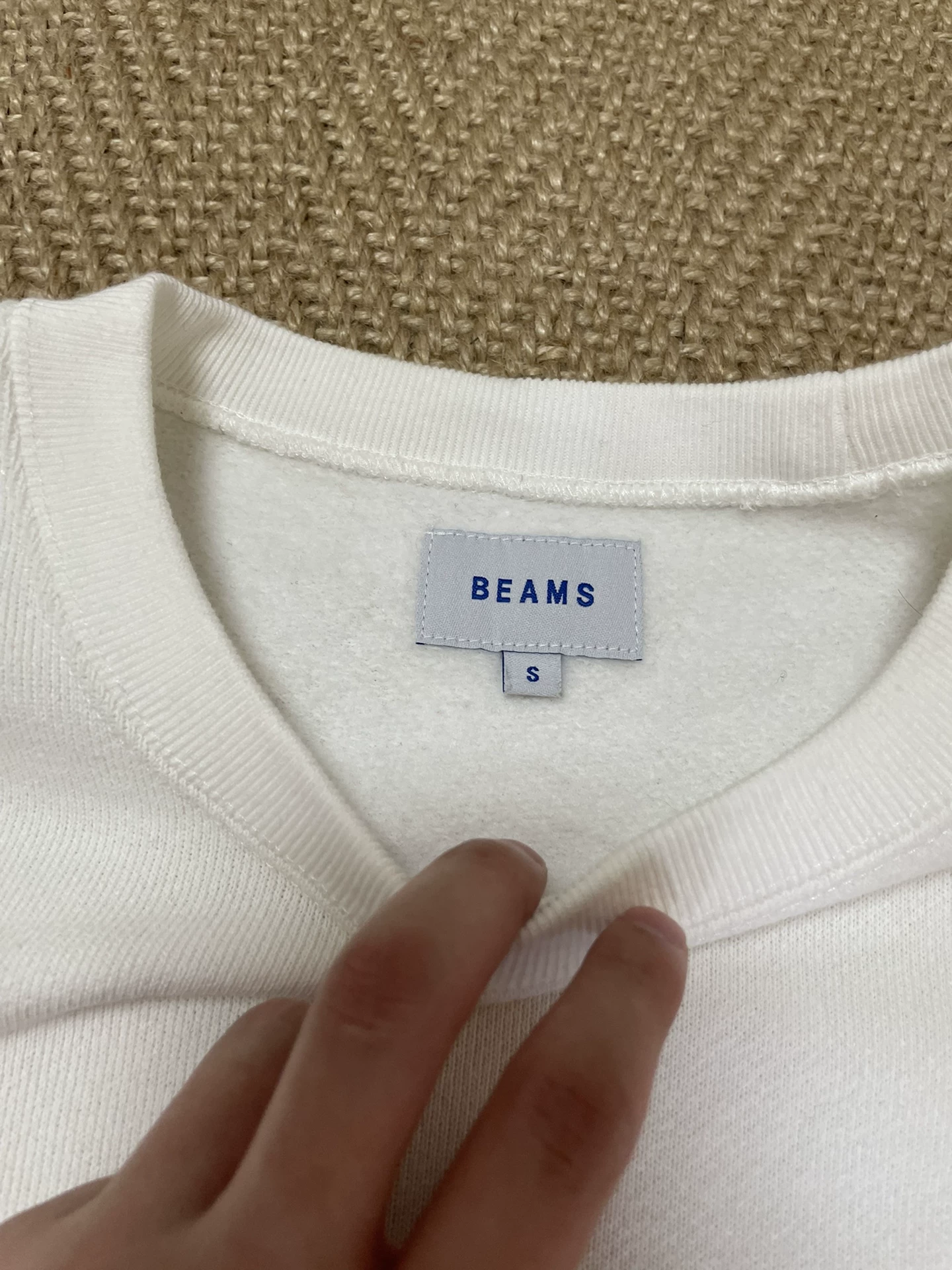 BEAMS Striped Color Block Fleece Oversized Crewneck — label