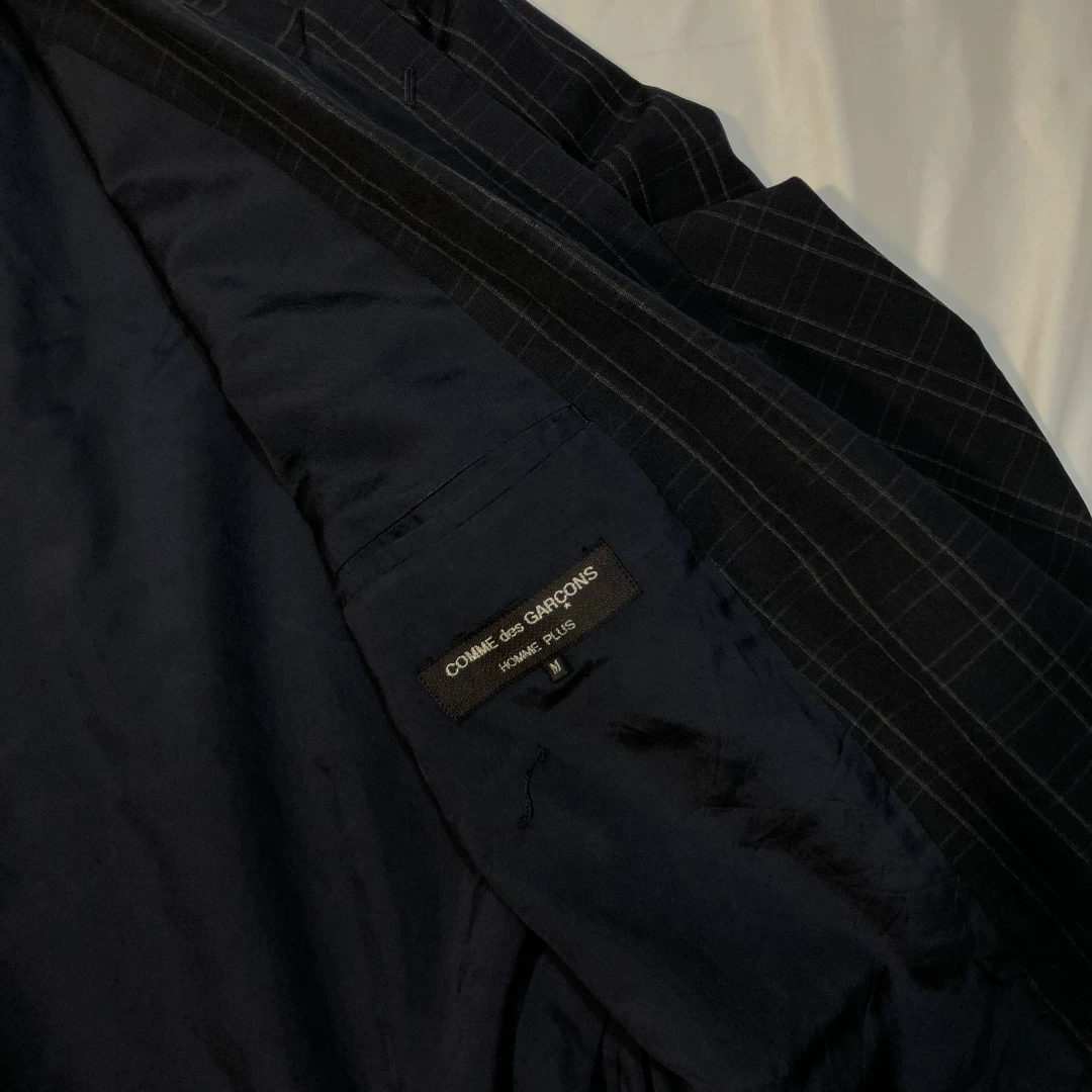 Comme des Garçons 1985ss Wool Coat — label