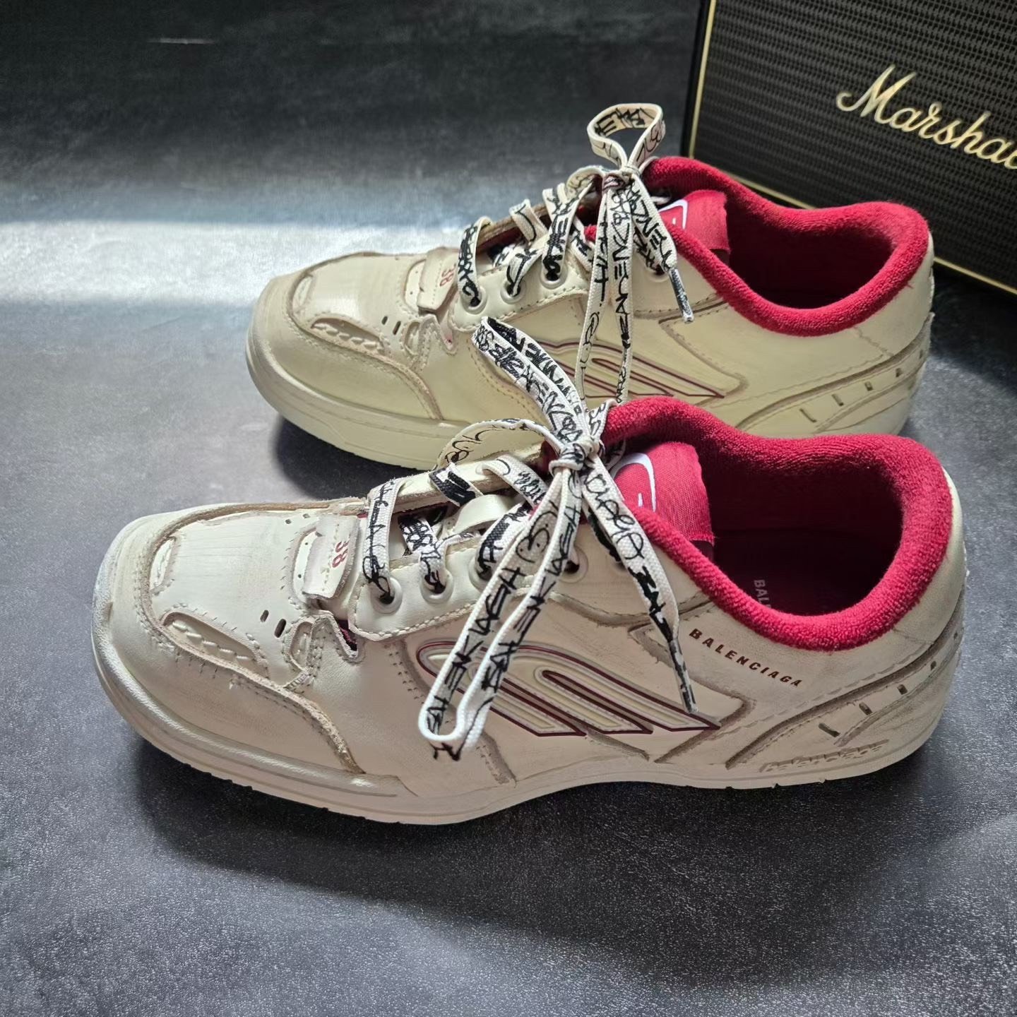 Balenciaga Hamptons Distressed White Red