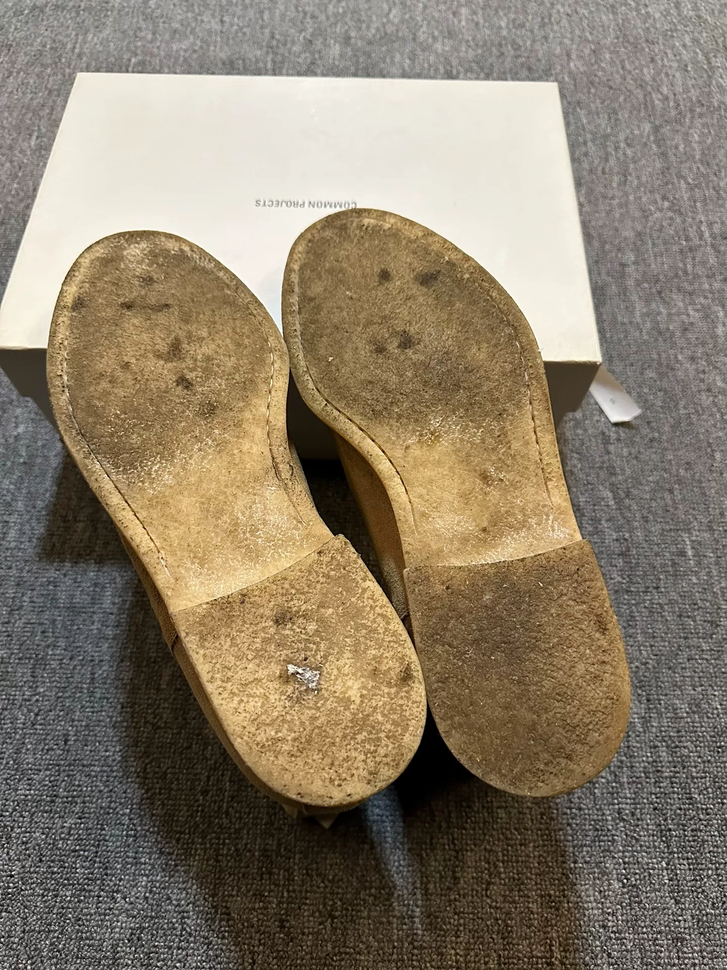 Common Projects Chelsea Boots Size 44 — back