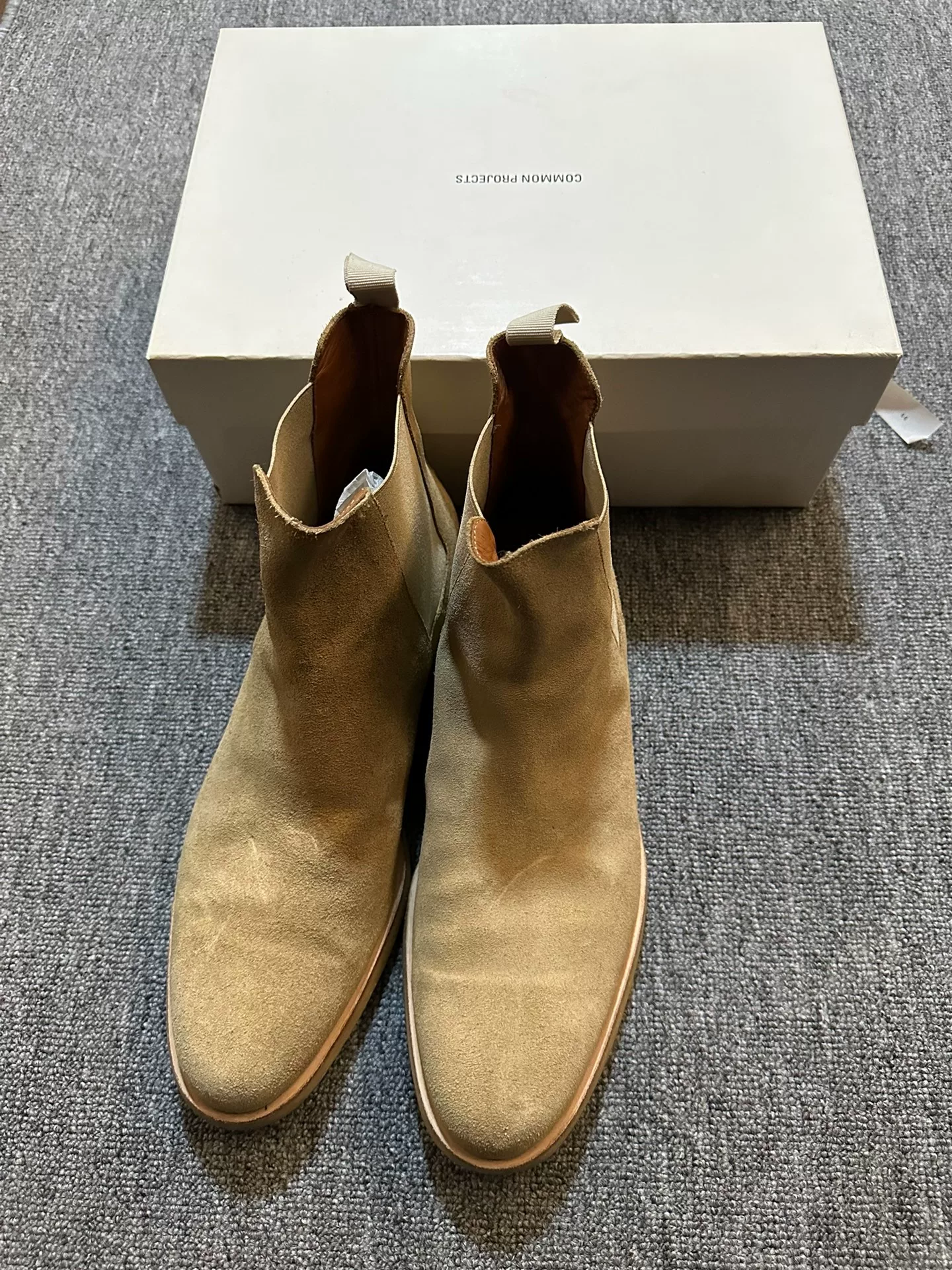 Common Projects Chelsea Boots Size 44