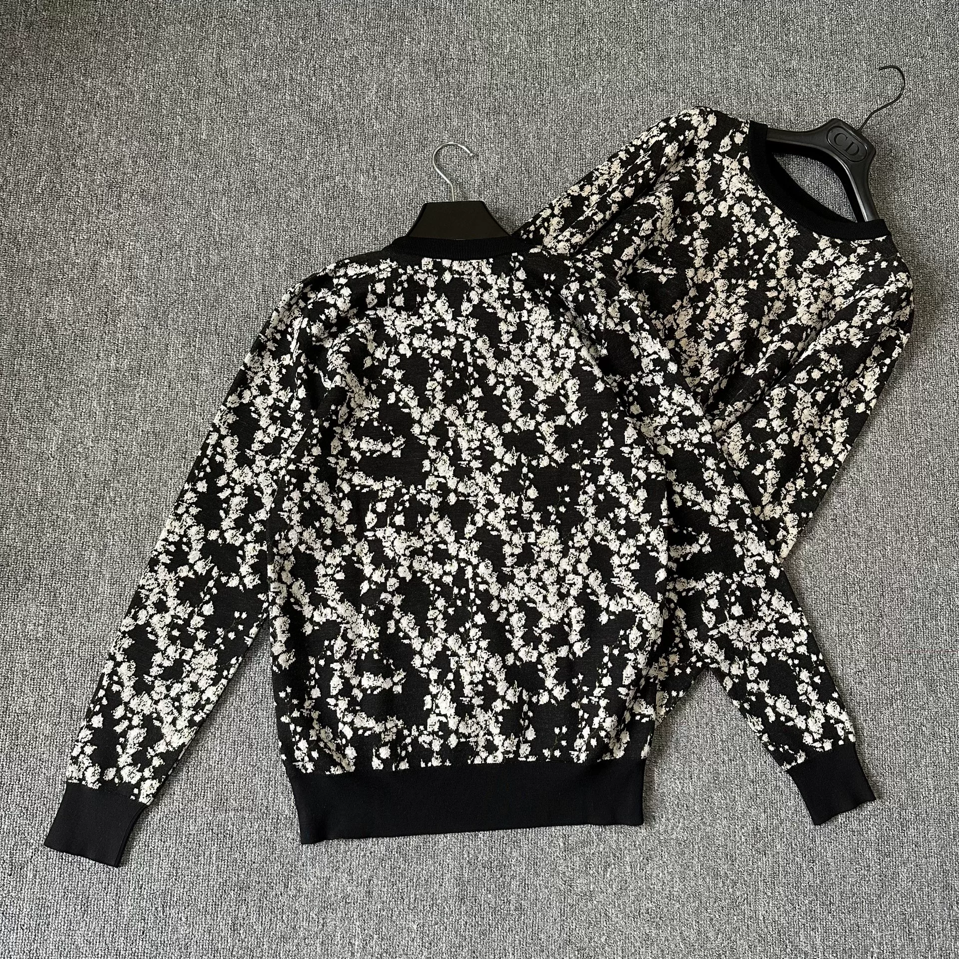 Dior Homme 14FW Lily Floral Sweater — back