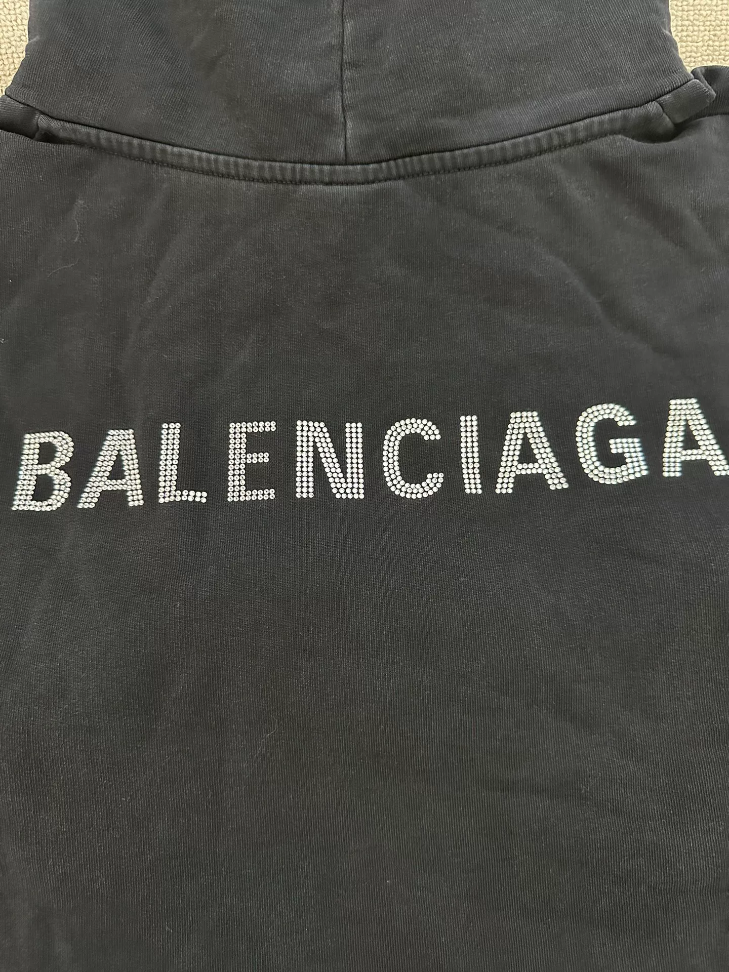 Balenciaga Oversized Lettering Hoodie — detail