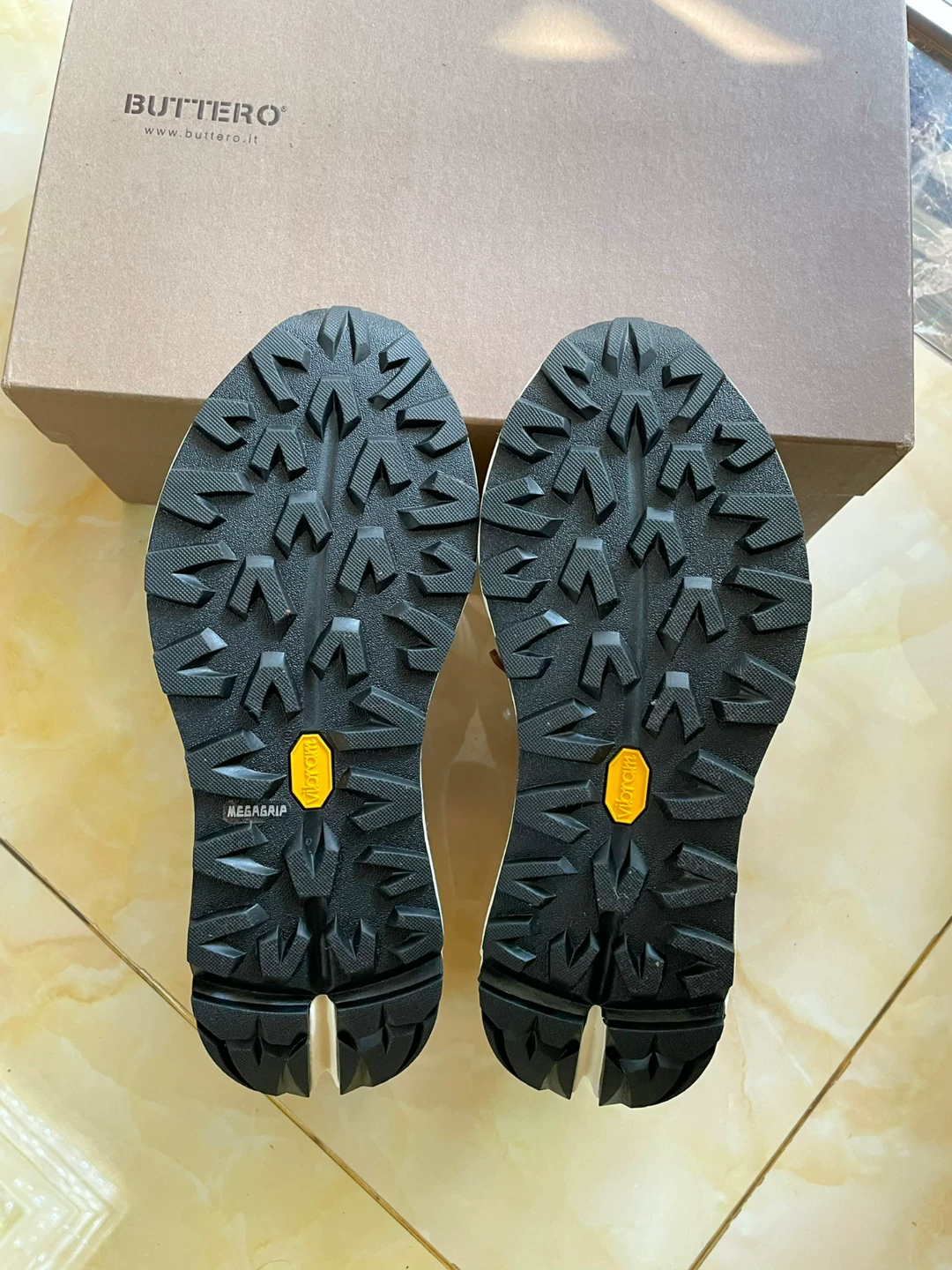 BUTTERO Men's Casual PVC Sneakers — back