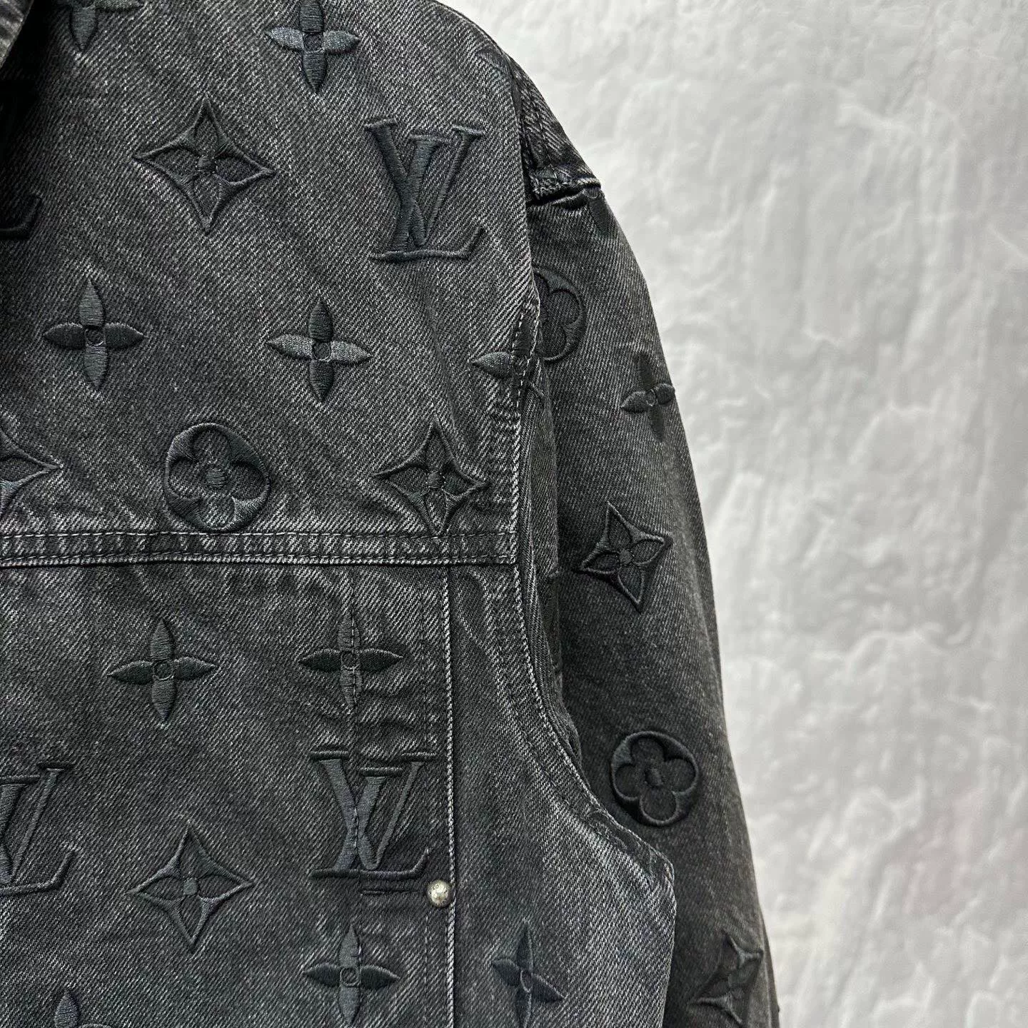 Louis Vuitton SS24 Gradient Embroidered Denim Jacket — detail