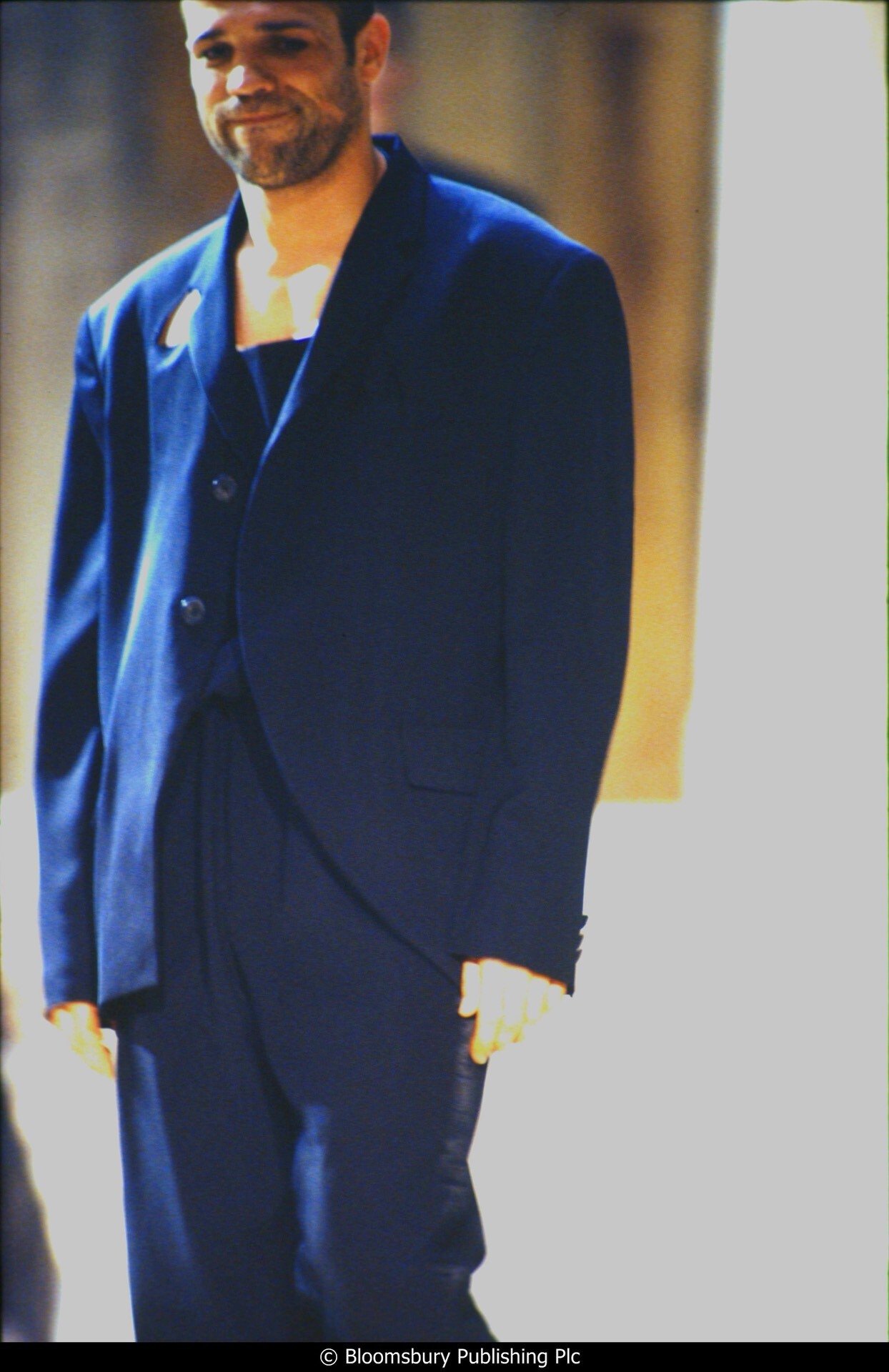 Yohji Yamamoto 92SS Triangle Cutout Coat — detail