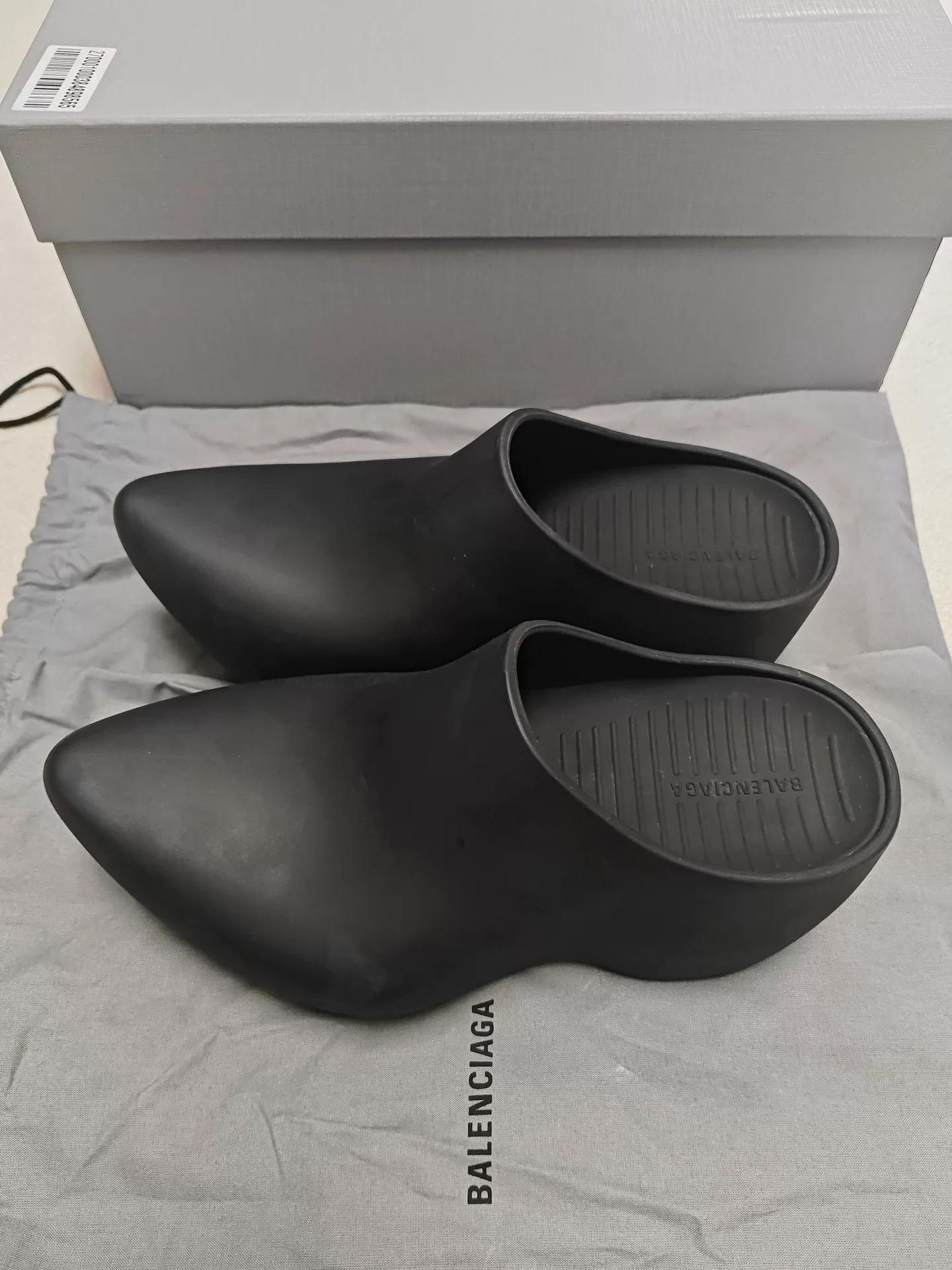 Balenciaga Technoclog Mule