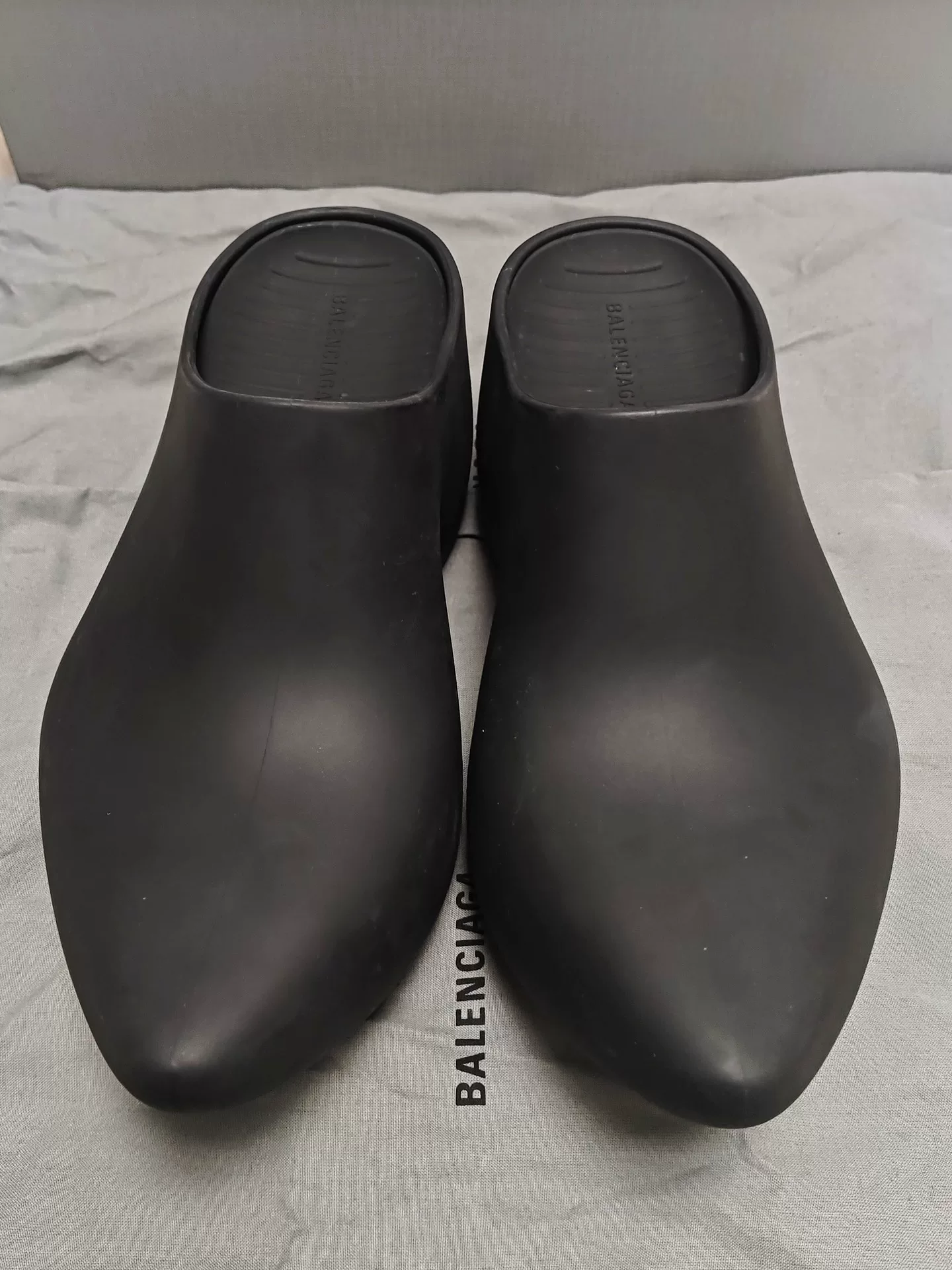 Balenciaga Technoclog Mule — back