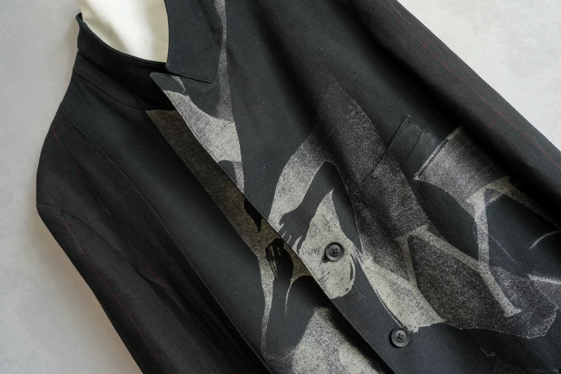 Yohji Yamamoto 23SS Runway Linen Coat — detail