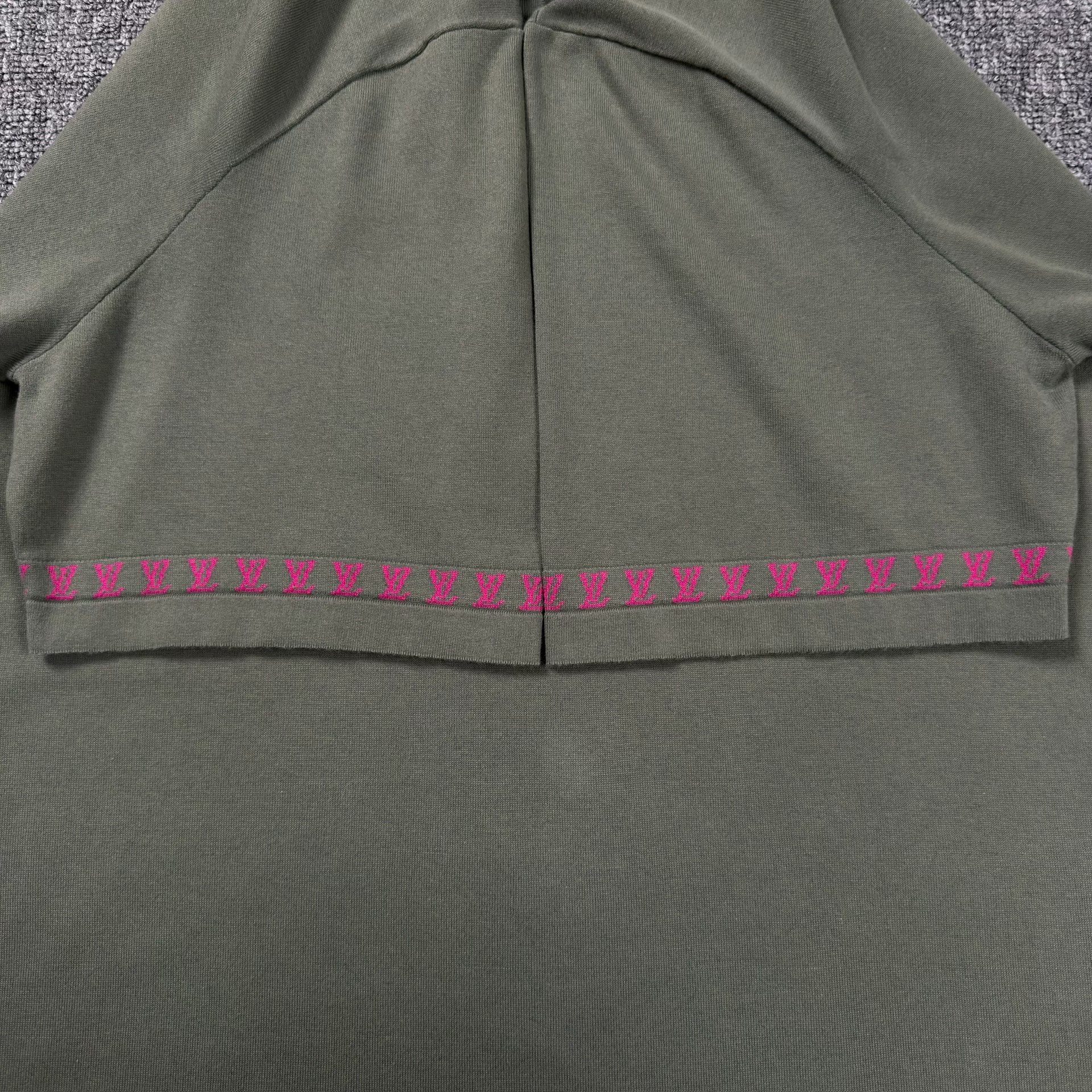Louis Vuitton Green Short-Sleeve Knit — detail