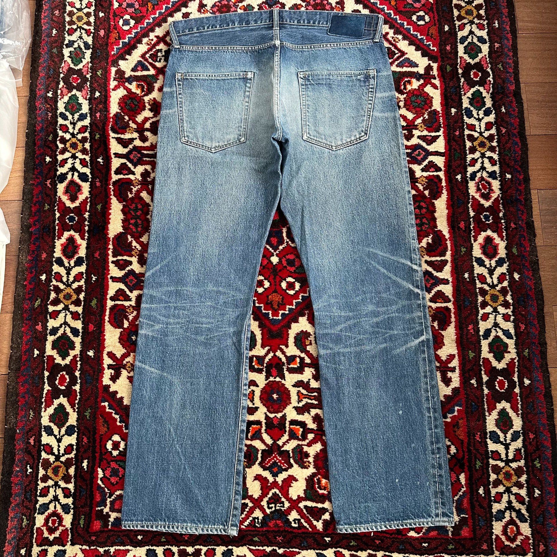 visvim 21aw 01.2D29 Washed Jeans — front