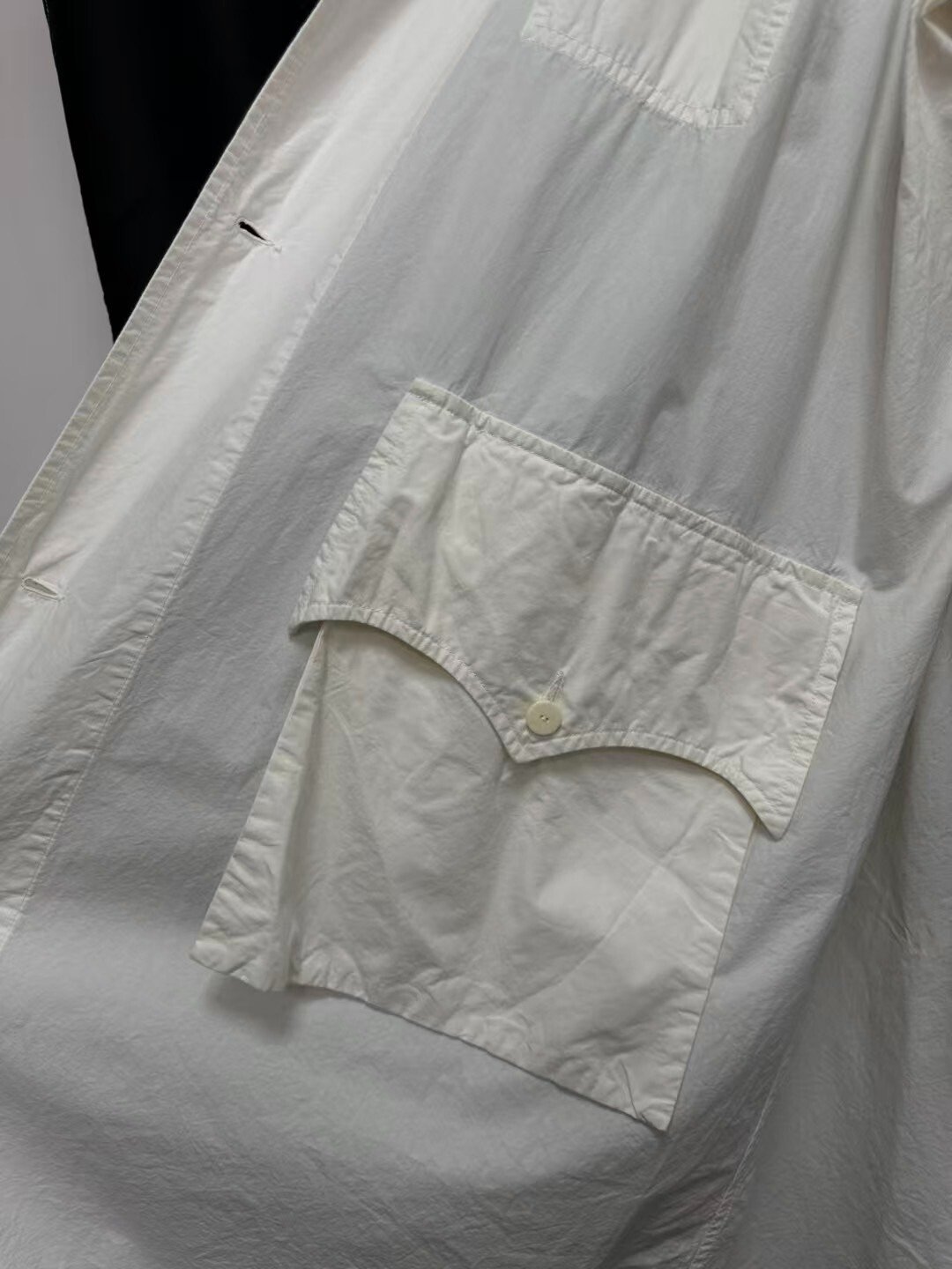 Chez VIDALENC Off-White Round Neck Paper Cotton Coat — label