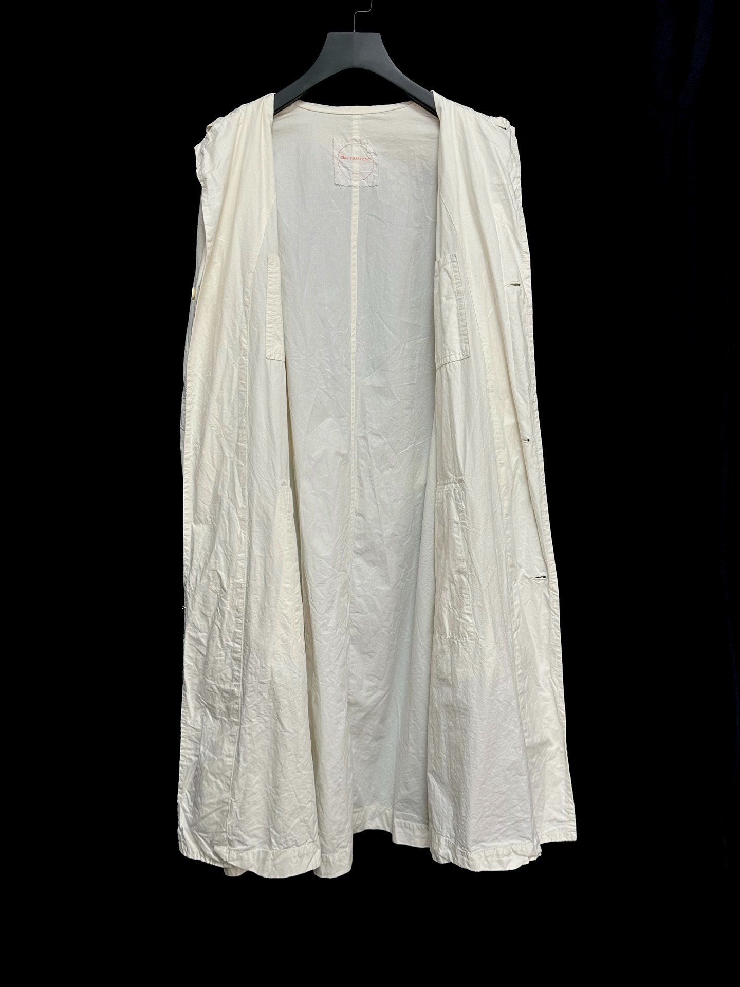 Chez VIDALENC Off-White Round Neck Paper Cotton Coat — detail