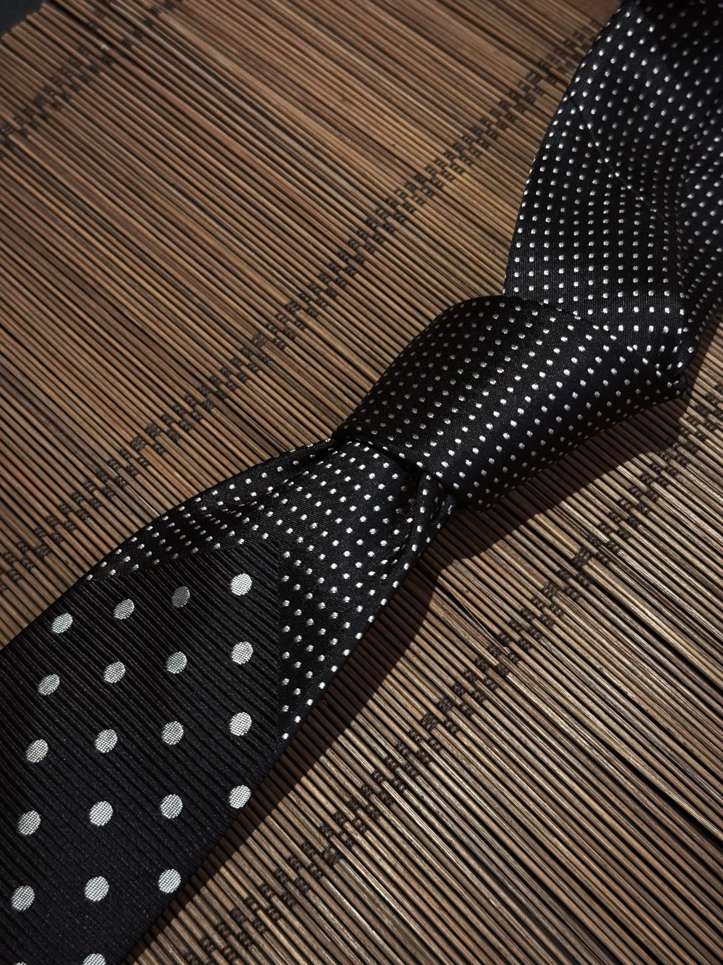 Yohji Yamamoto 09AW Polka Dot Silk Tie — front