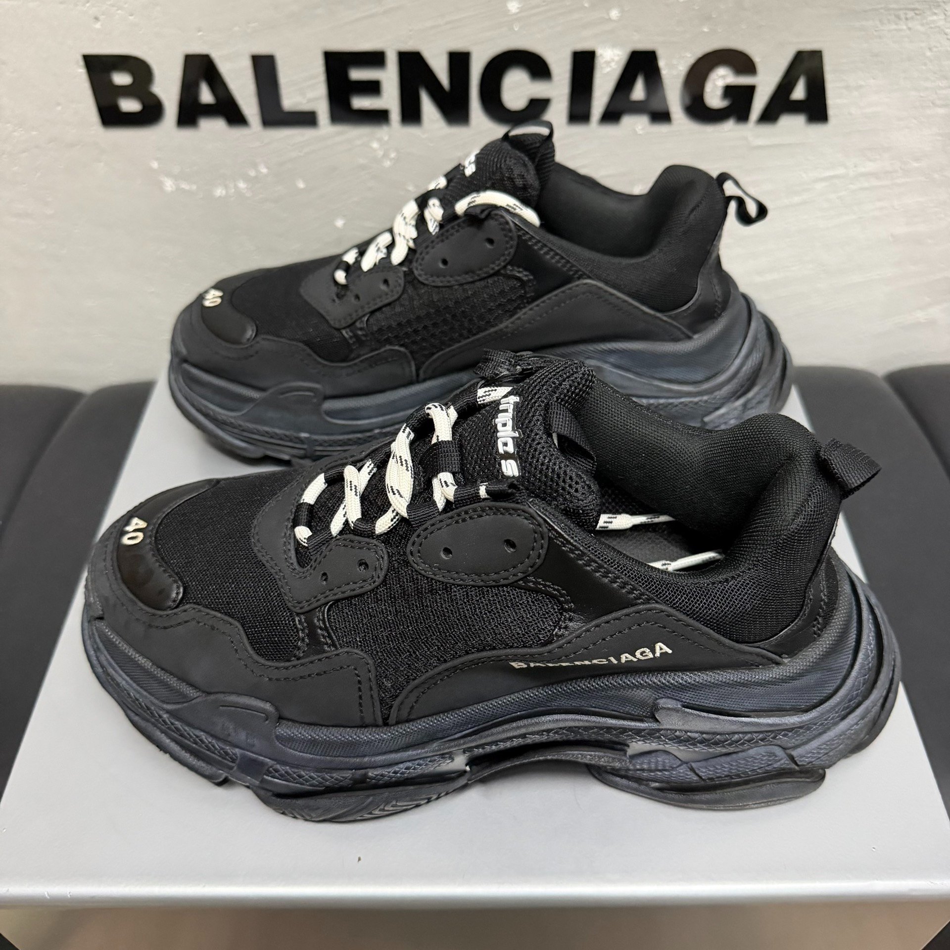 Balenciaga Triple S Black Sneakers Size 40 — detail