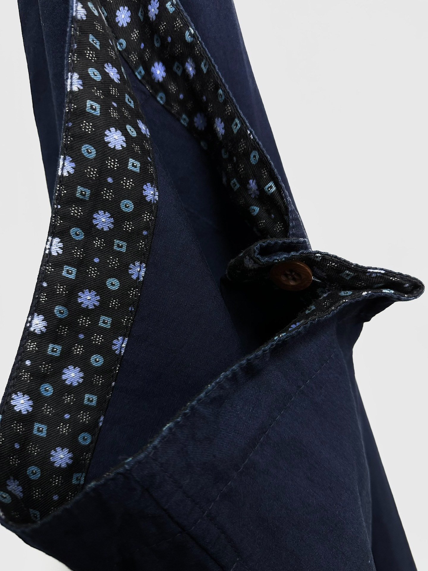 Chez Vidalenc Indigo Linen Wide-Leg Pants — label