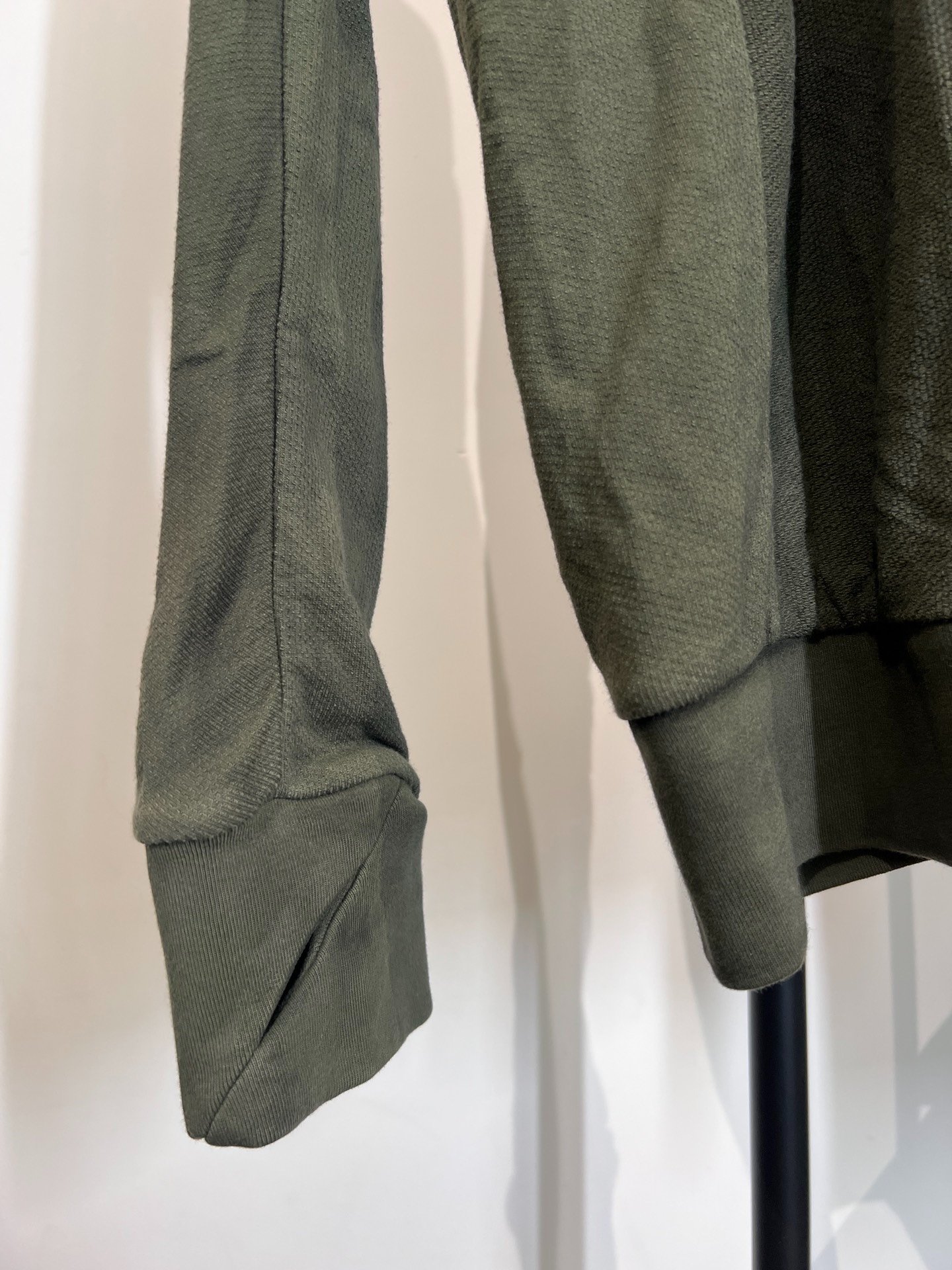 Boris Bidjan Saberi CR1 Crewneck Sweatshirt — label