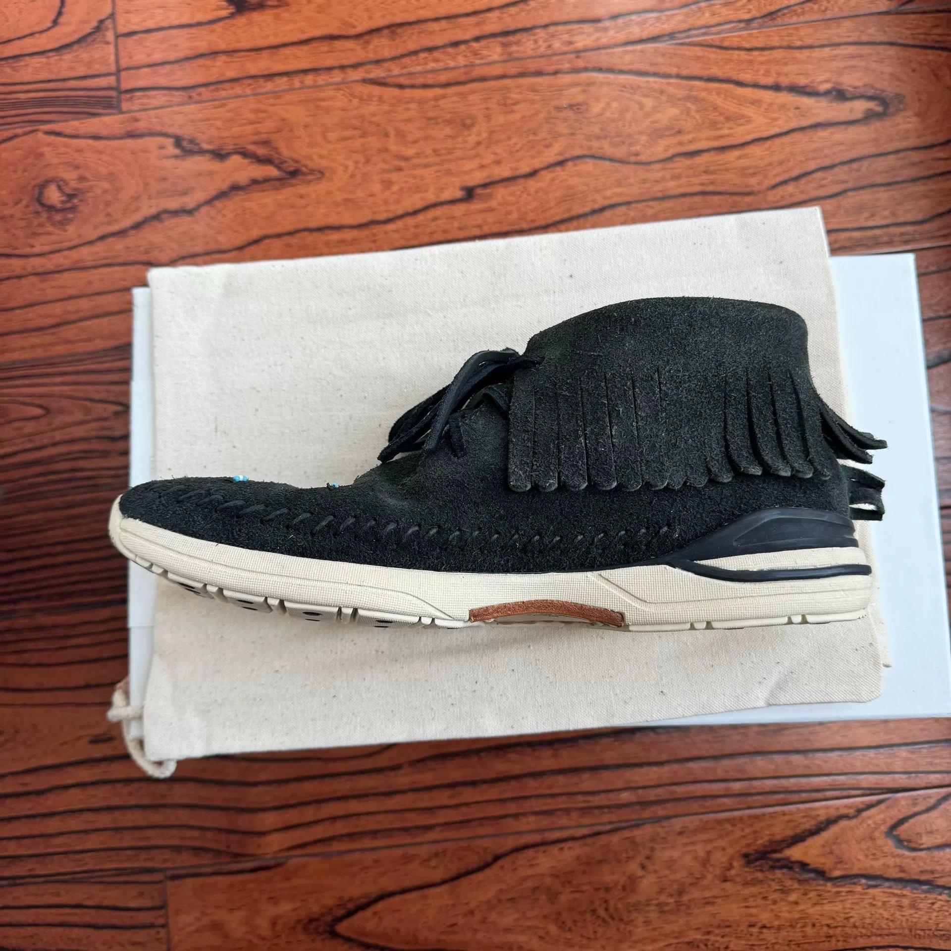 Visvim 18aw Maliseet Shaman Mid Fringe Shoes — label