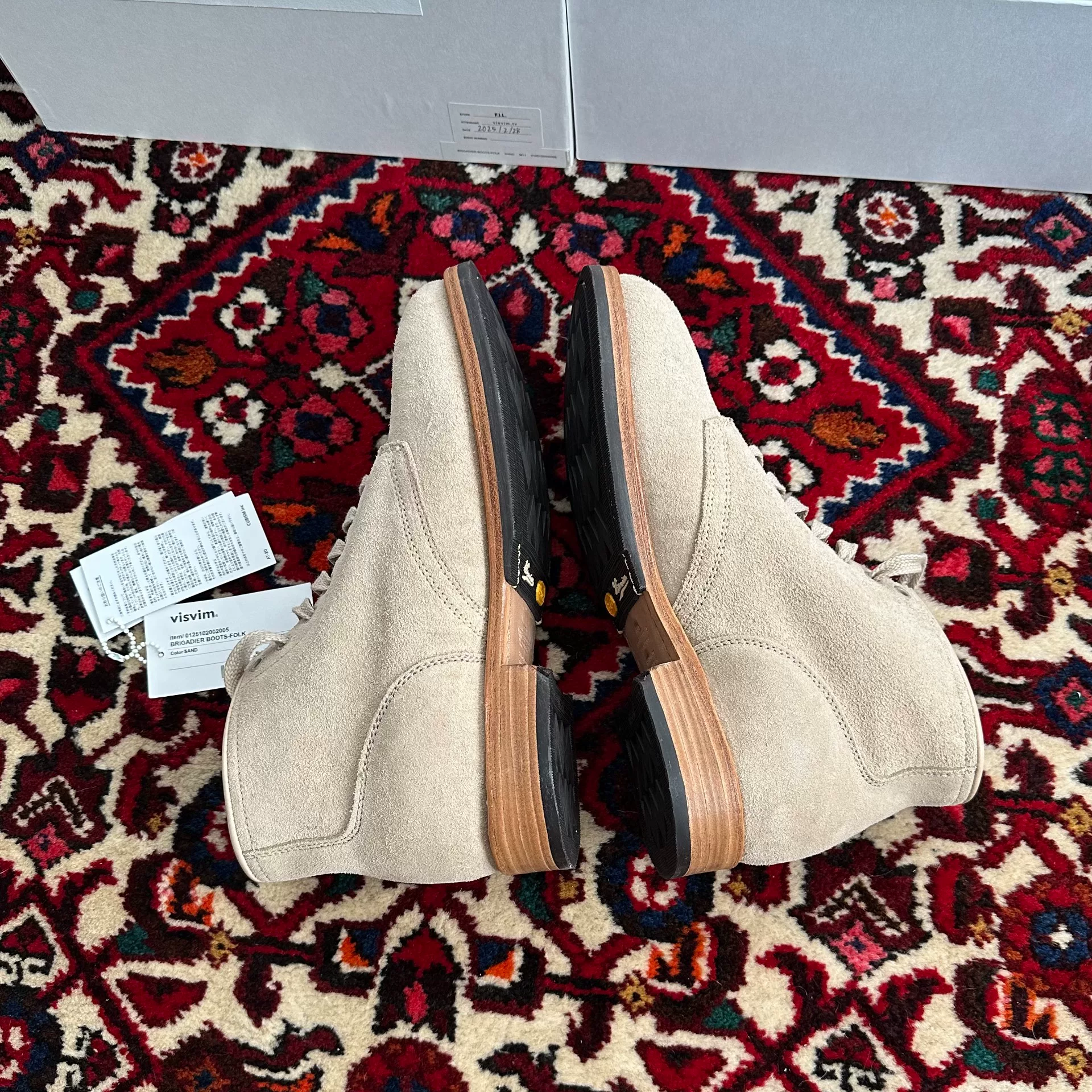 visvim 25ss Brigadier Suede Boots — label