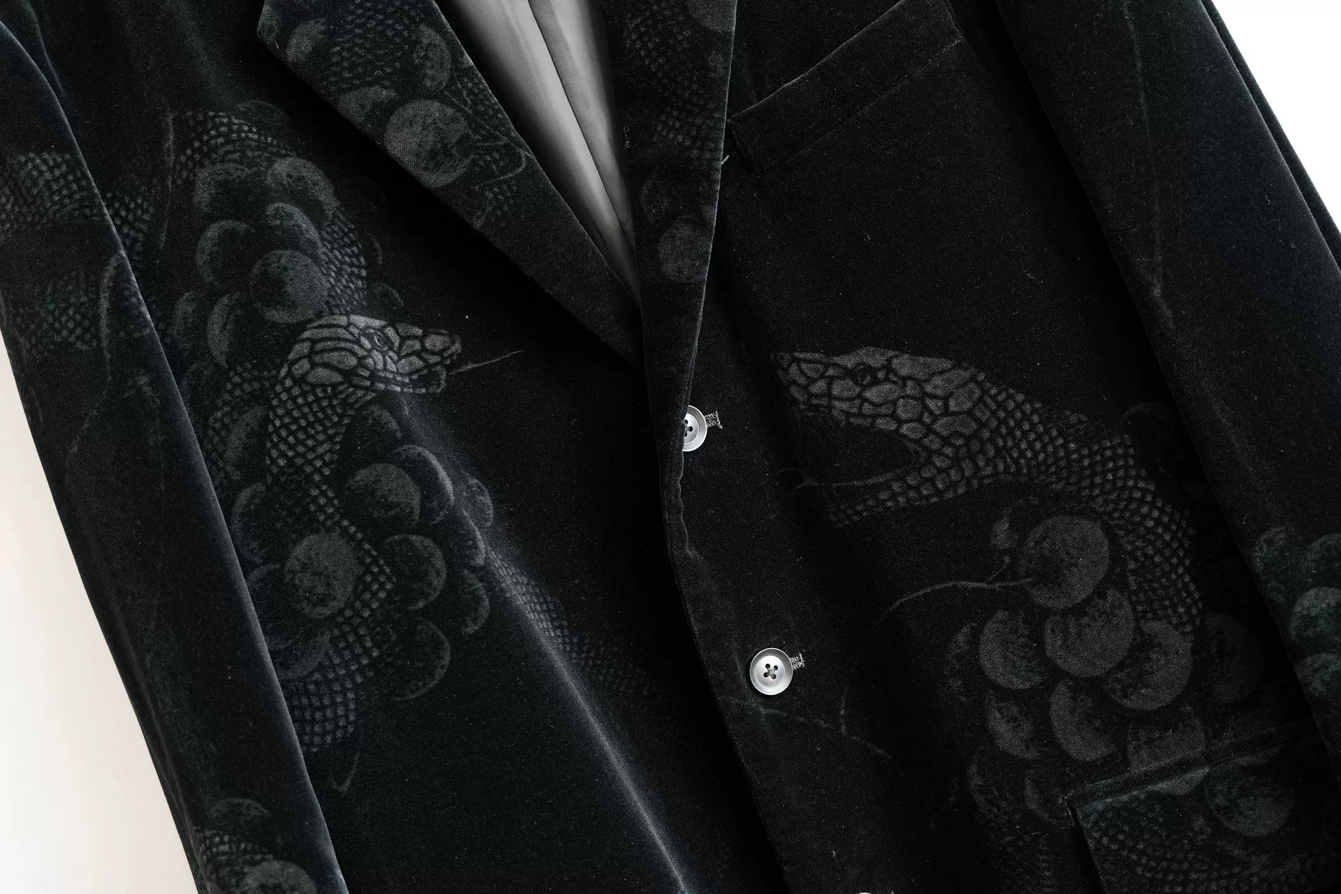 Yohji Yamamoto 19AW Snake Grape Velvet Jacket — back