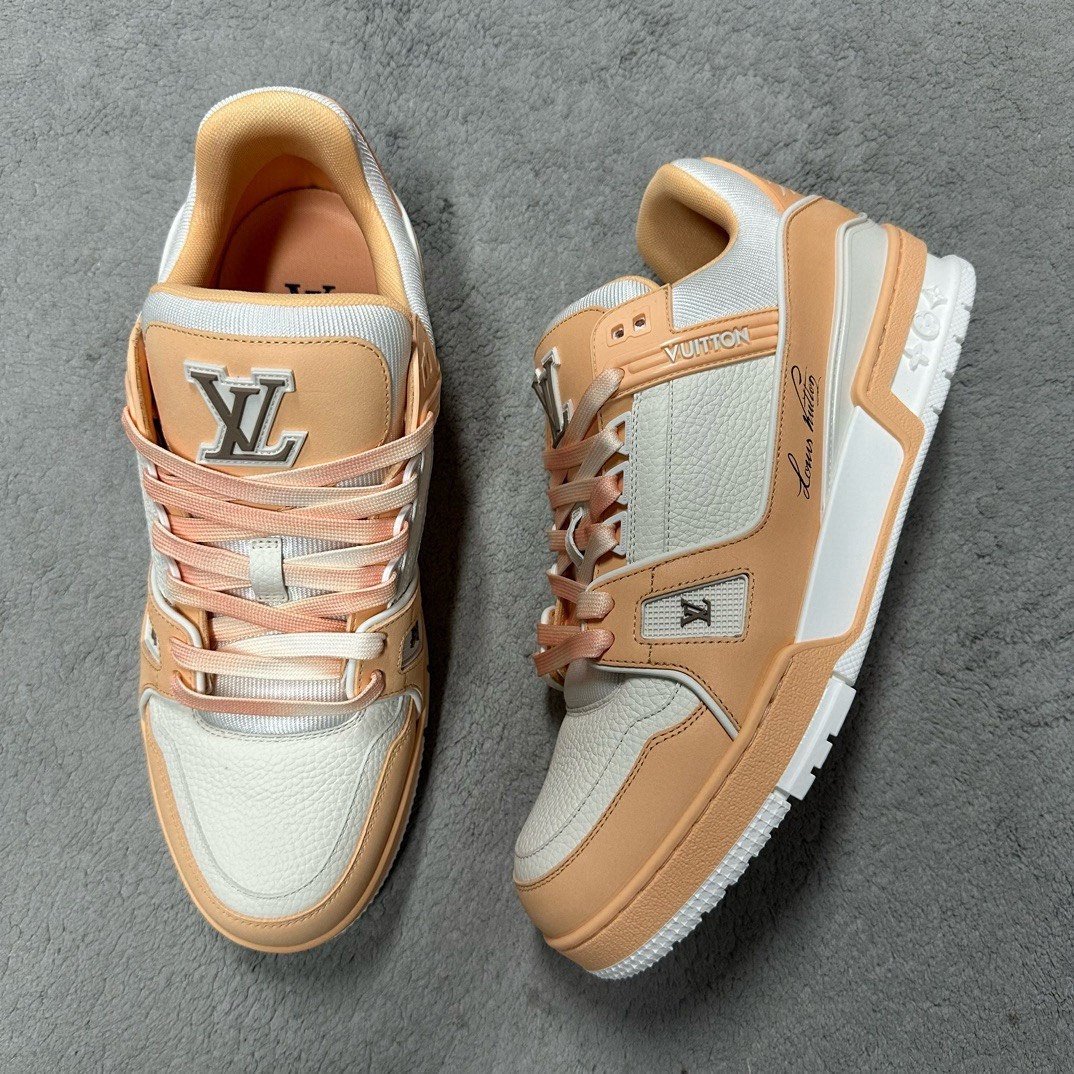 Louis Vuitton LV Trainer Sneakers — front