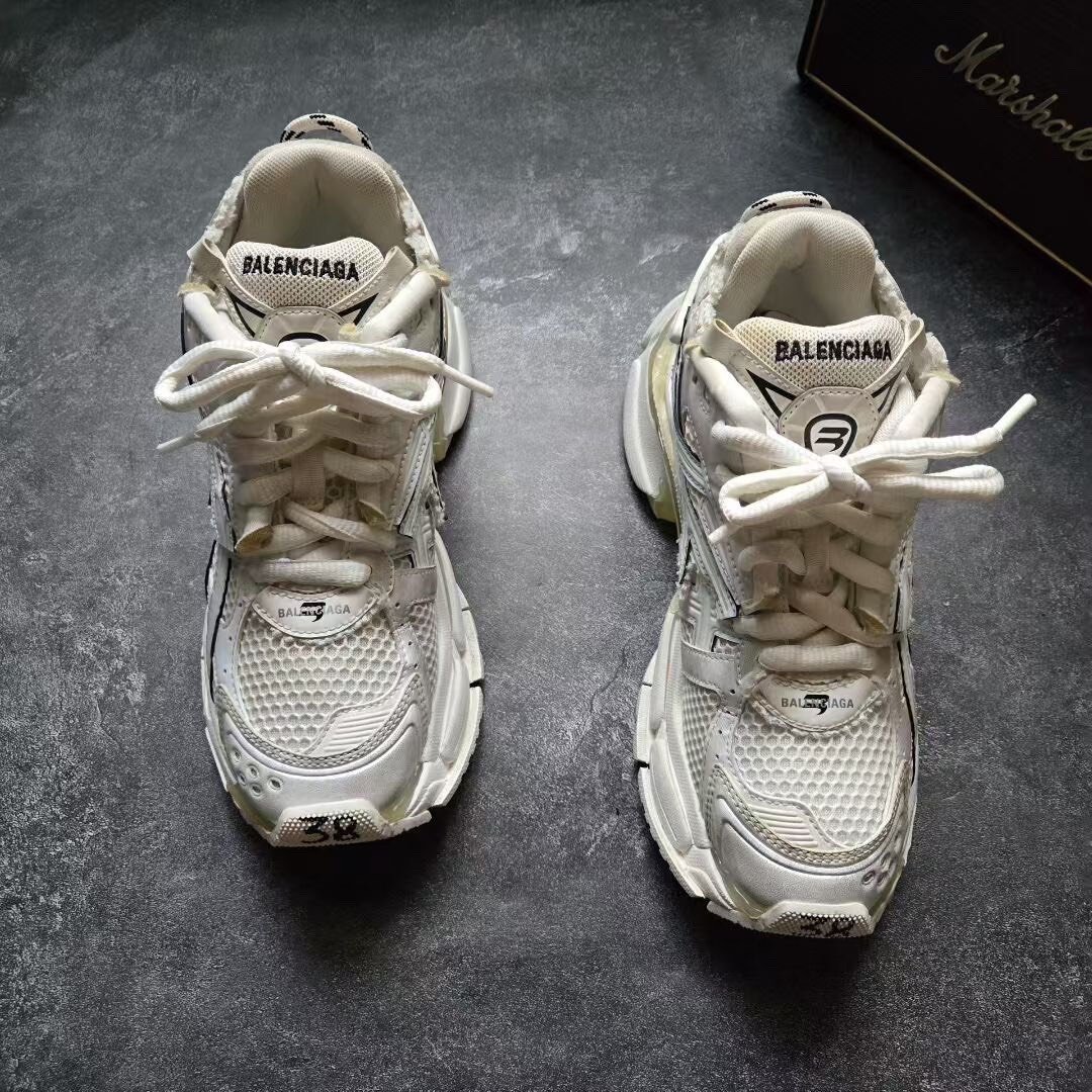 Balenciaga Runner White Sneakers — detail